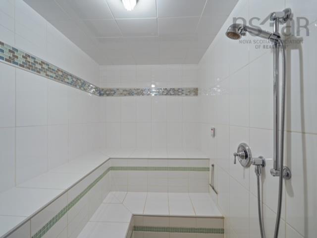 












142 Piggott Avenue

,
Fall River,




NS
B2T 1S6

