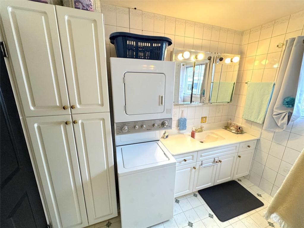 









972


5th

Avenue,
Fernie,




BC
V0B 1M0

