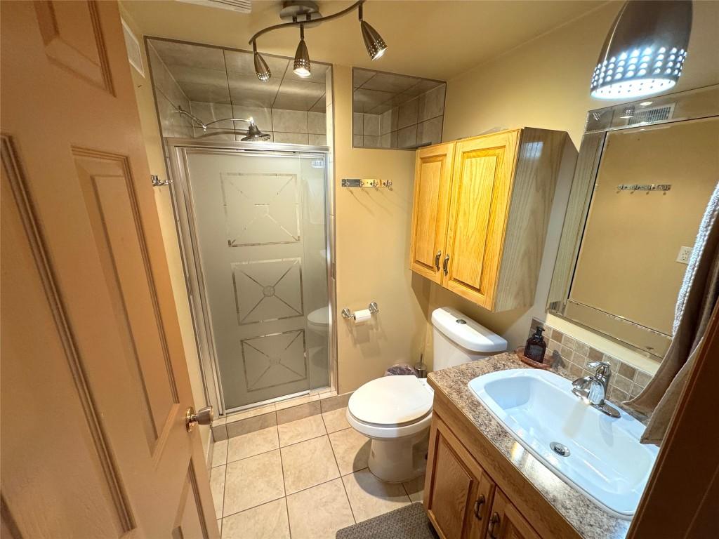 









972


5th

Avenue,
Fernie,




BC
V0B 1M0

