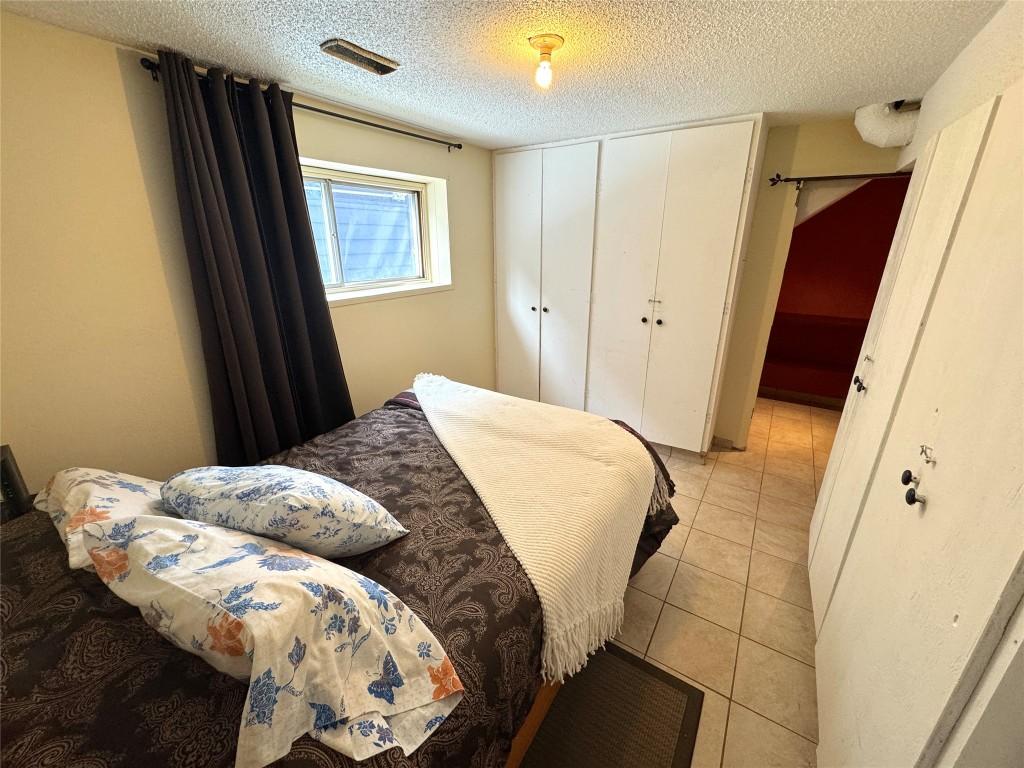 









972


5th

Avenue,
Fernie,




BC
V0B 1M0

