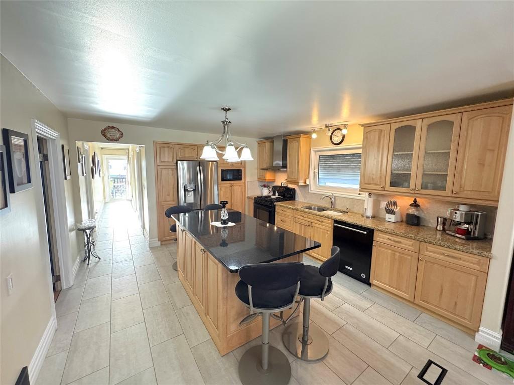 









972


5th

Avenue,
Fernie,




BC
V0B 1M0

