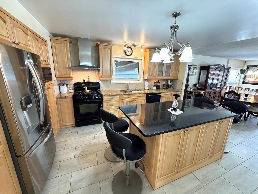 









972


5th

Avenue,
Fernie,




BC
V0B 1M0

