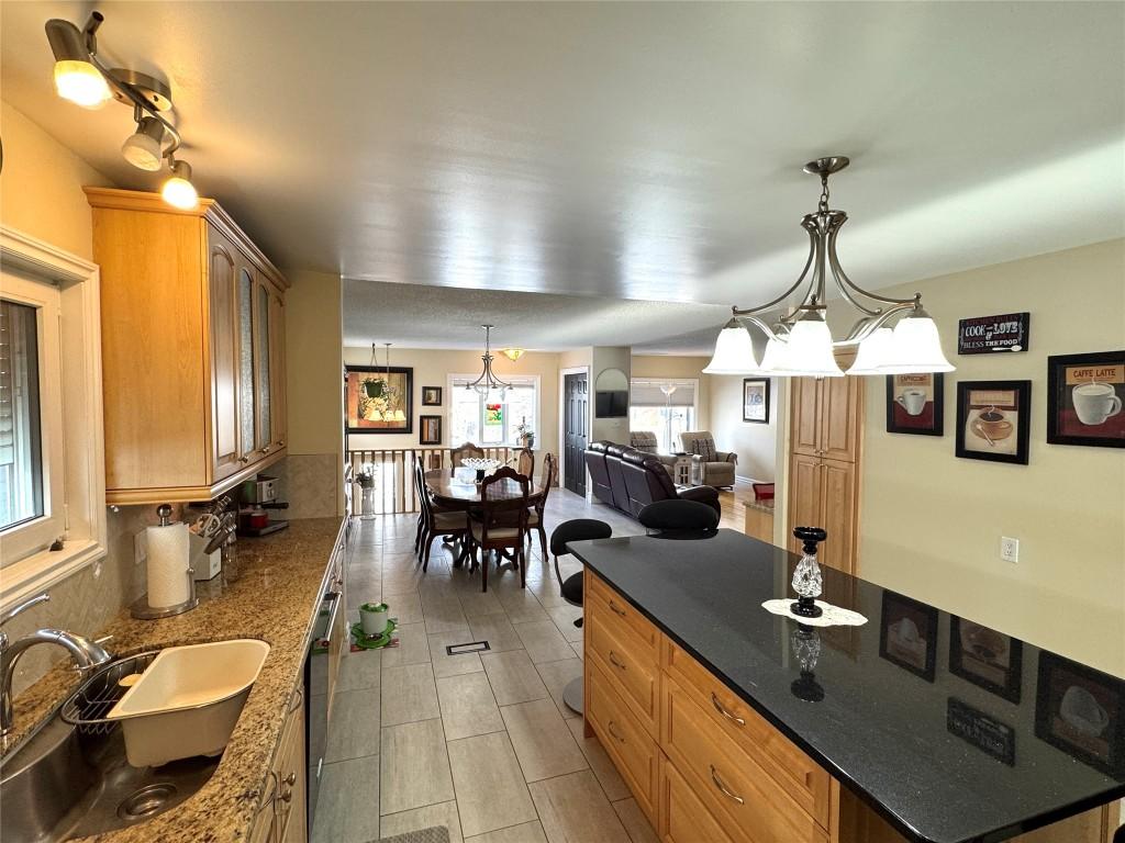 









972


5th

Avenue,
Fernie,




BC
V0B 1M0

