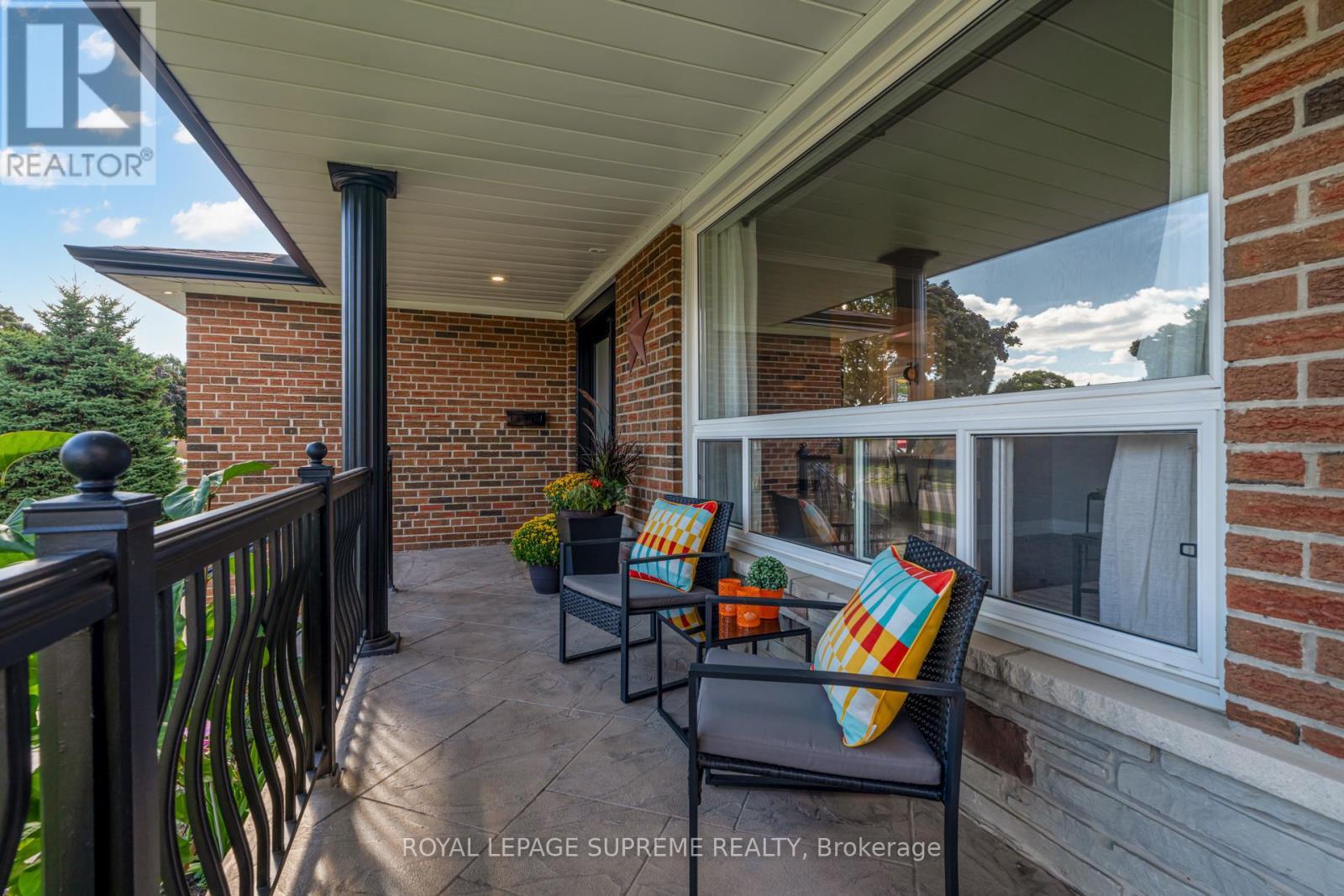 












1468 GOLDMAR DRIVE

,
Mississauga,




Ontario
L4X1N5

