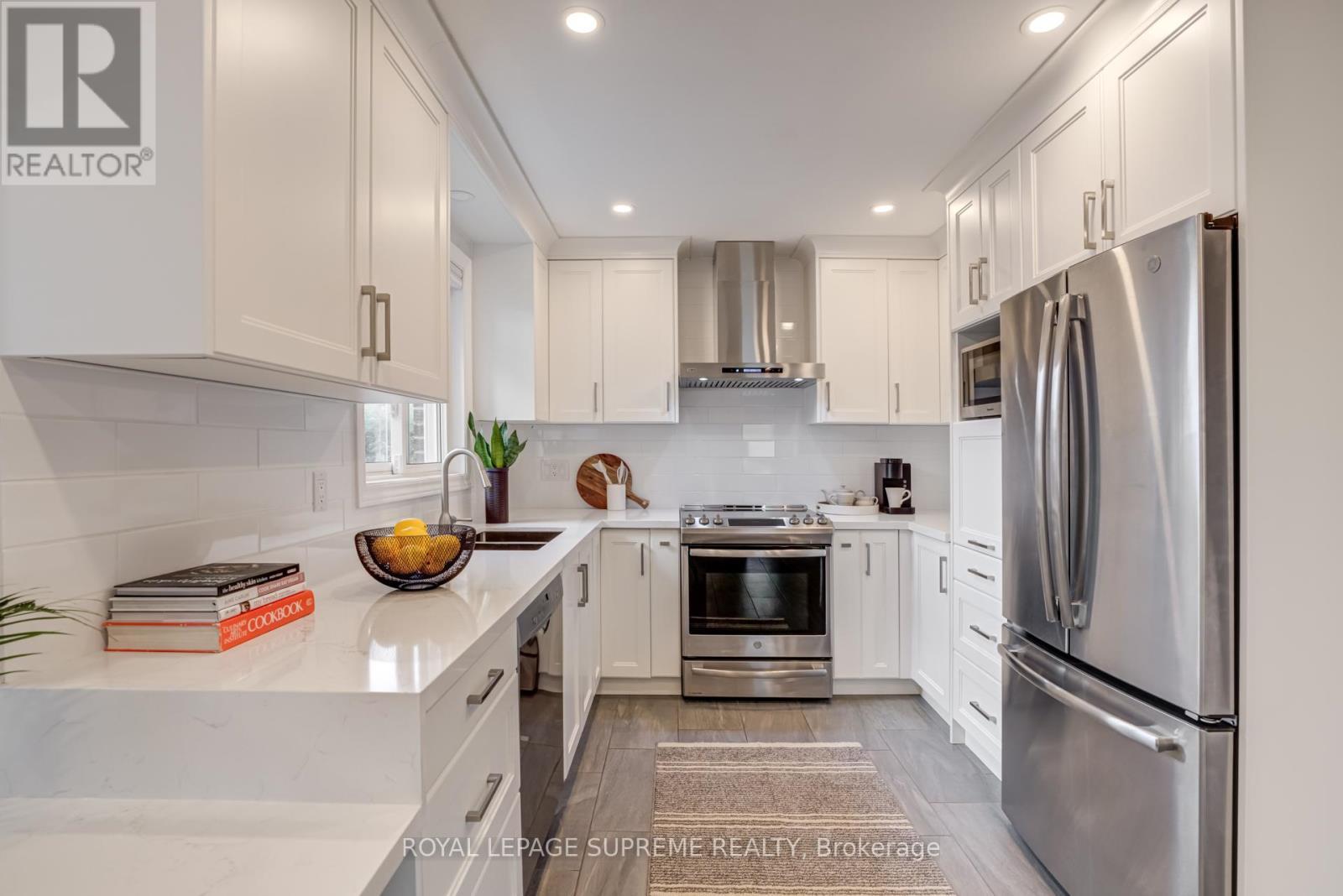 












1468 GOLDMAR DRIVE

,
Mississauga,




Ontario
L4X1N5

