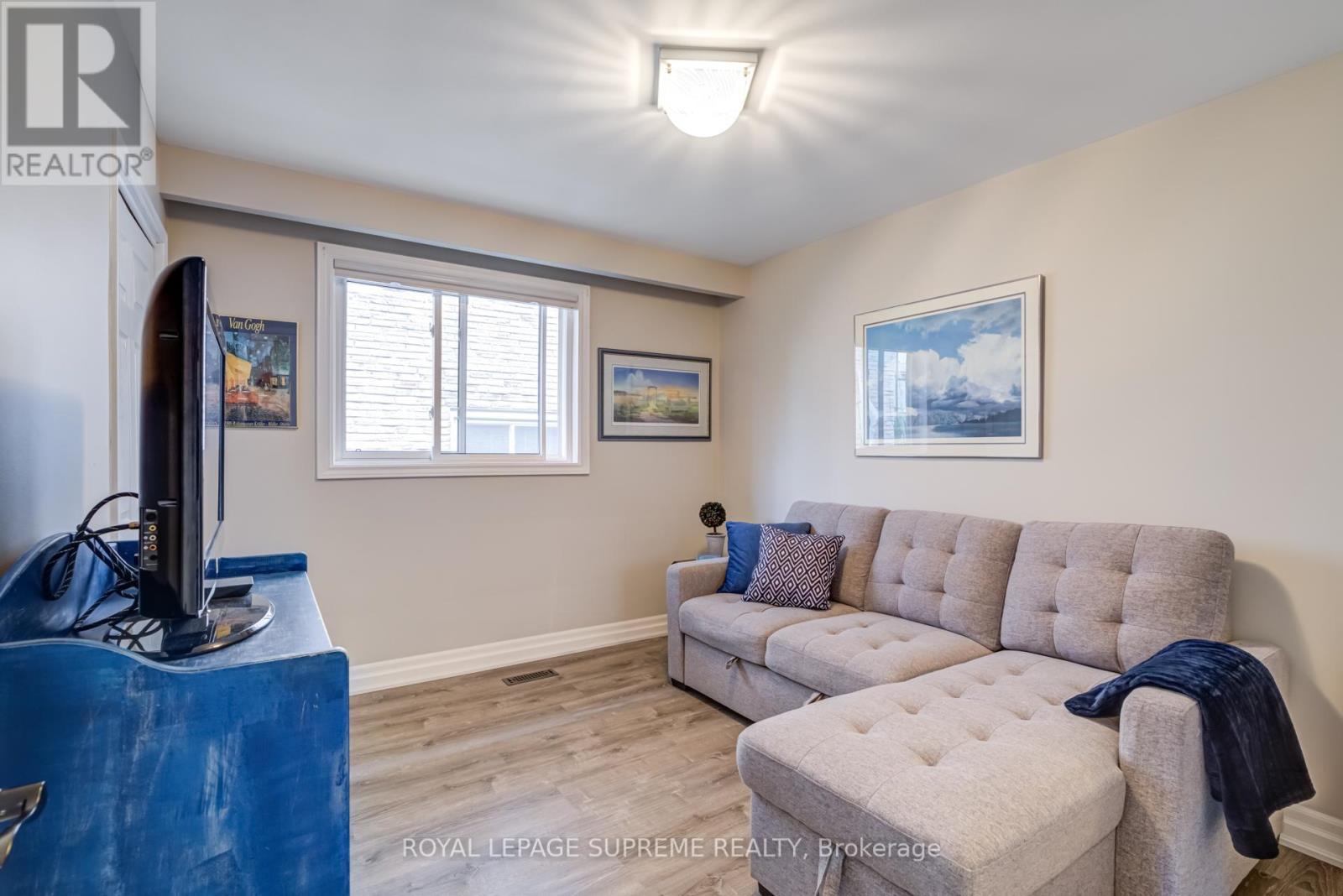 












1468 GOLDMAR DRIVE

,
Mississauga,




Ontario
L4X1N5

