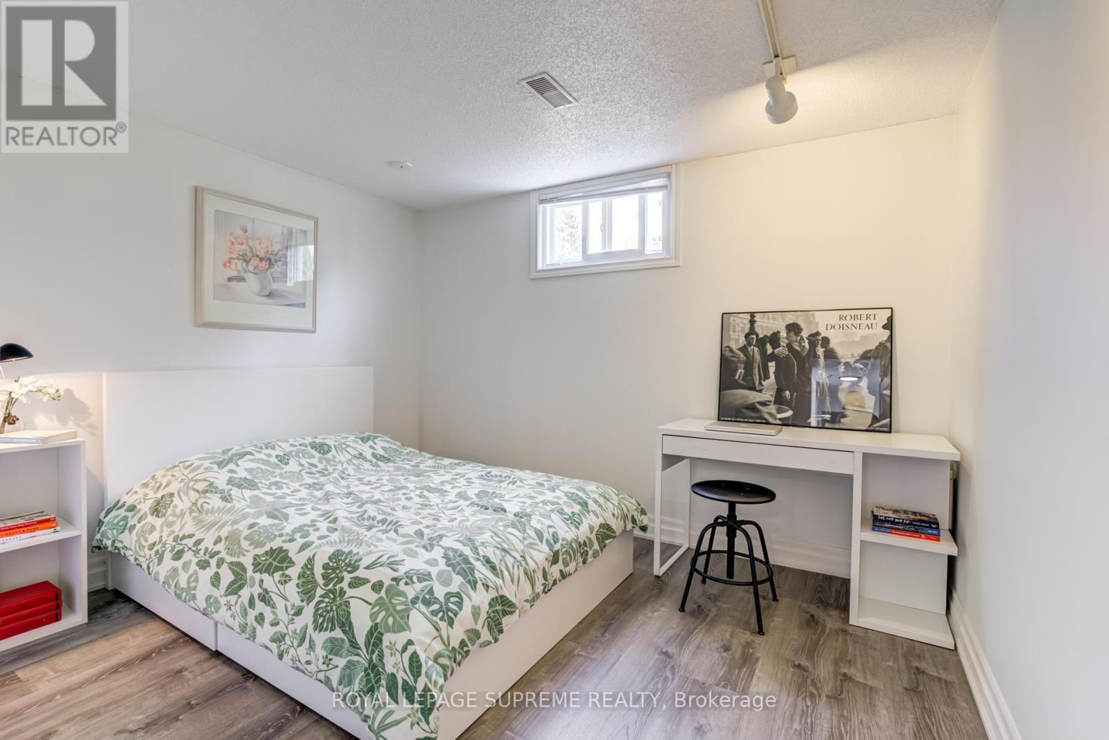 












1468 GOLDMAR DRIVE

,
Mississauga,




Ontario
L4X1N5

