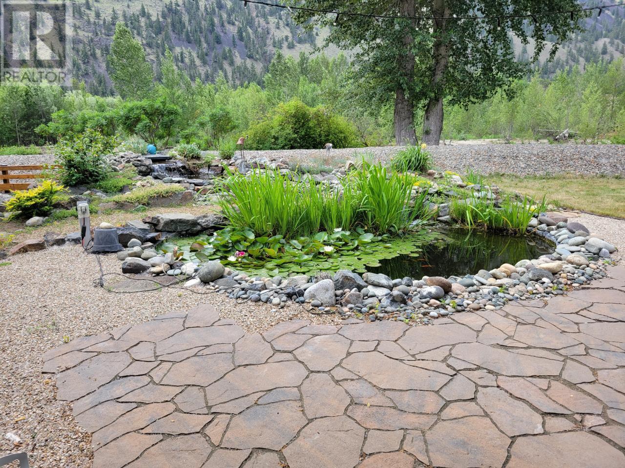 












4354 Hwy 3 Unit# 18

,
Keremeos,







British Columbia
V0X1N1

