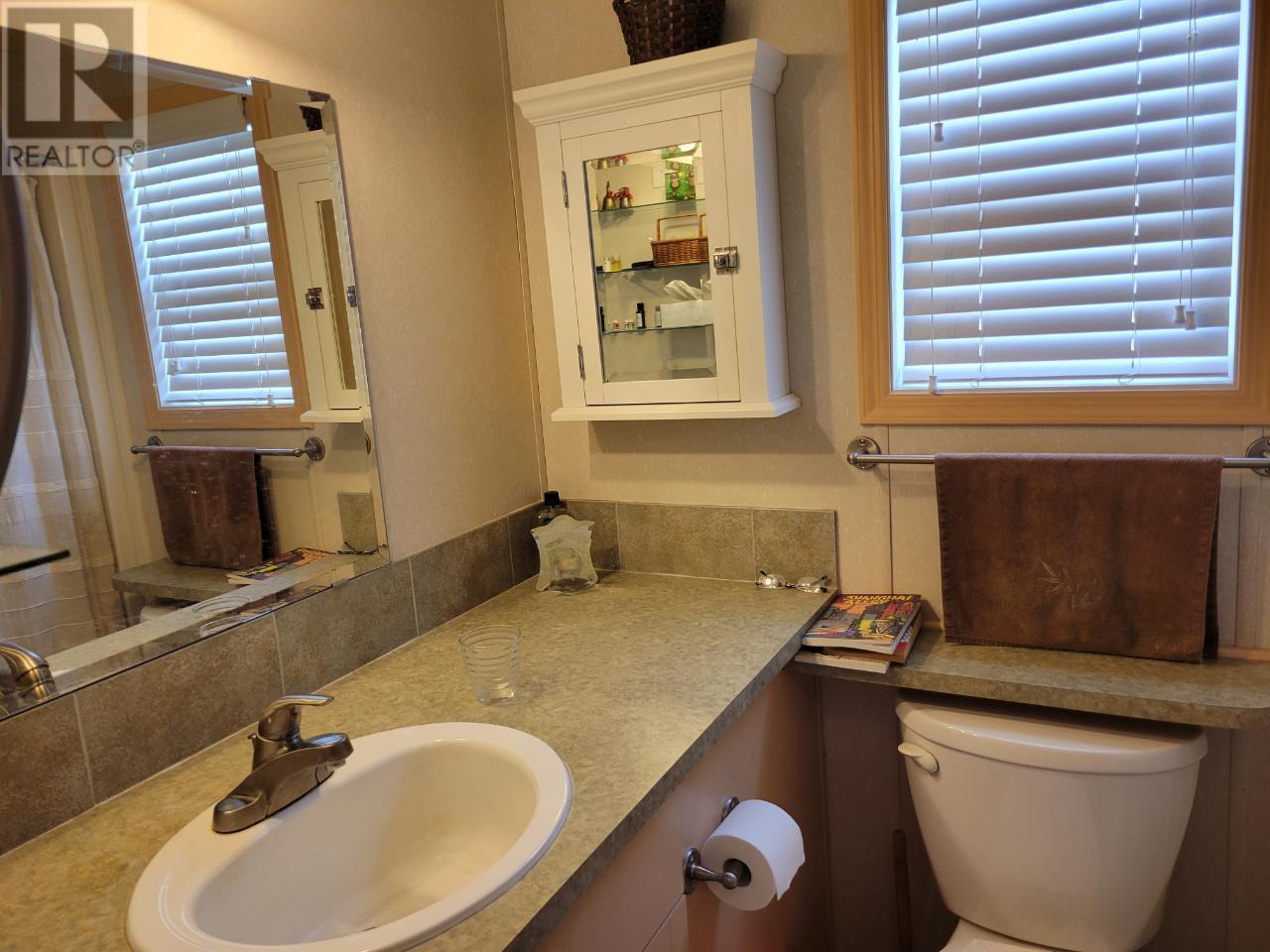 












4354 Hwy 3 Unit# 18

,
Keremeos,







British Columbia
V0X1N1

