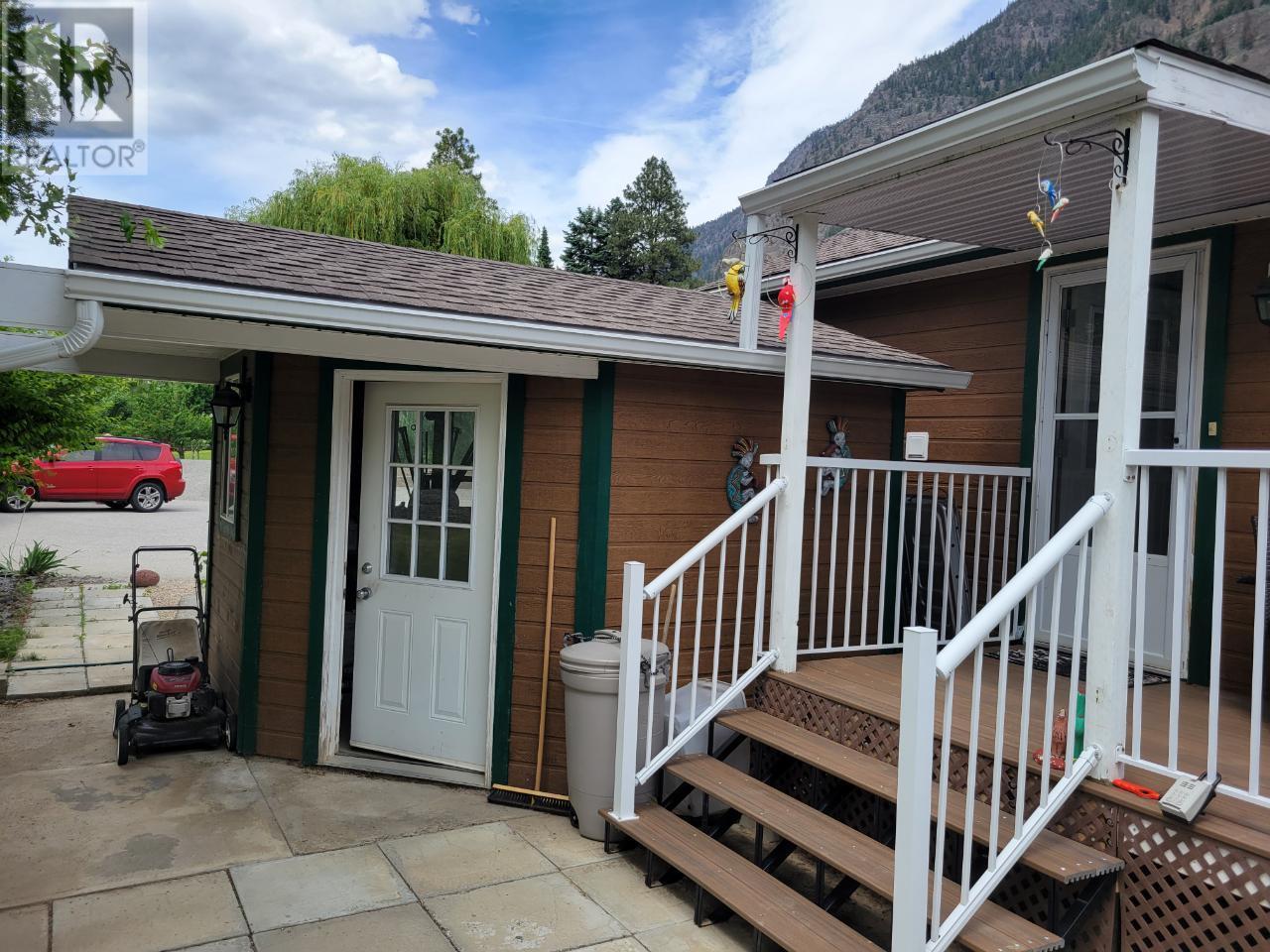












4354 Hwy 3 Unit# 18

,
Keremeos,







British Columbia
V0X1N1

