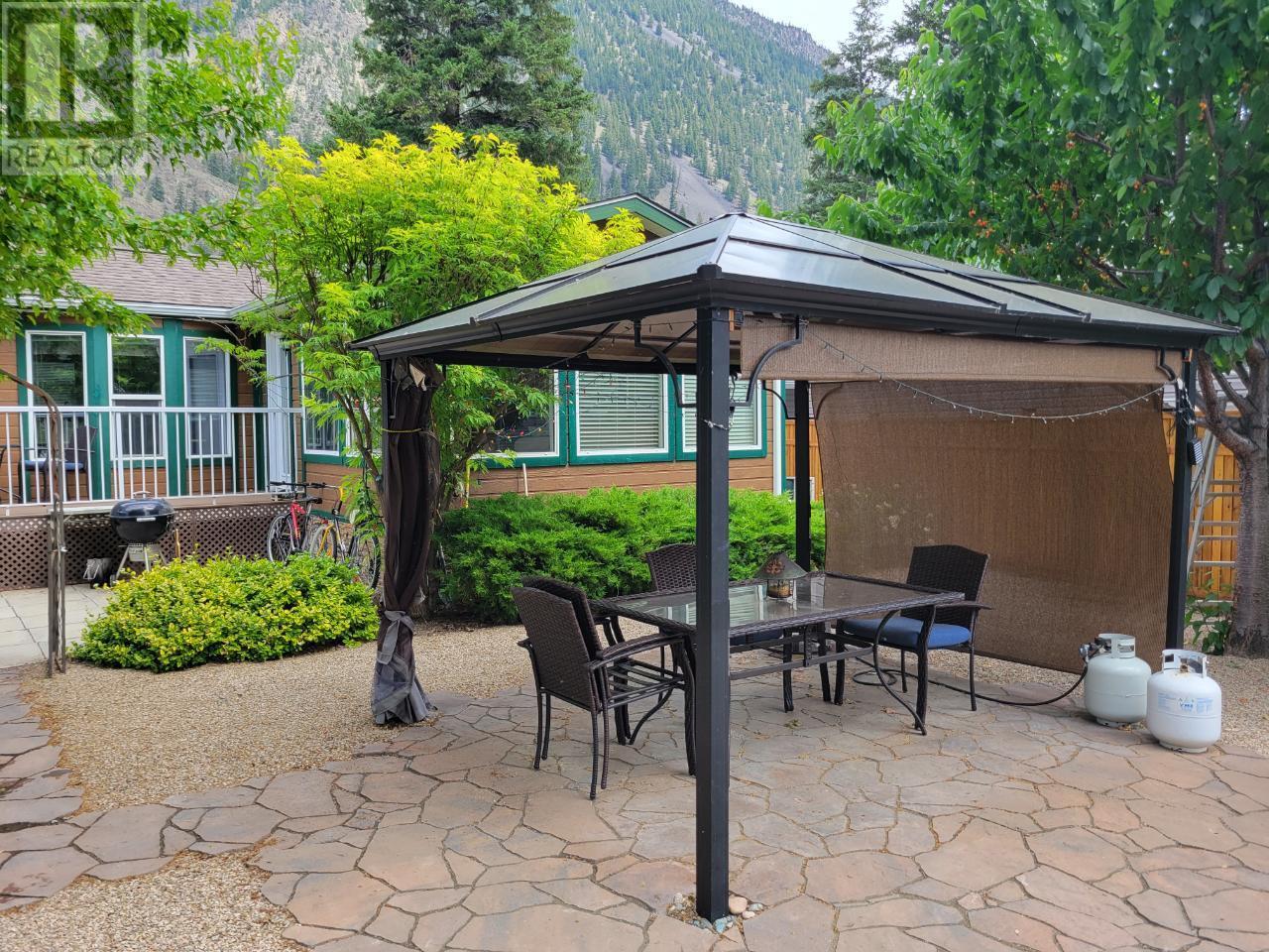 












4354 Hwy 3 Unit# 18

,
Keremeos,







British Columbia
V0X1N1

