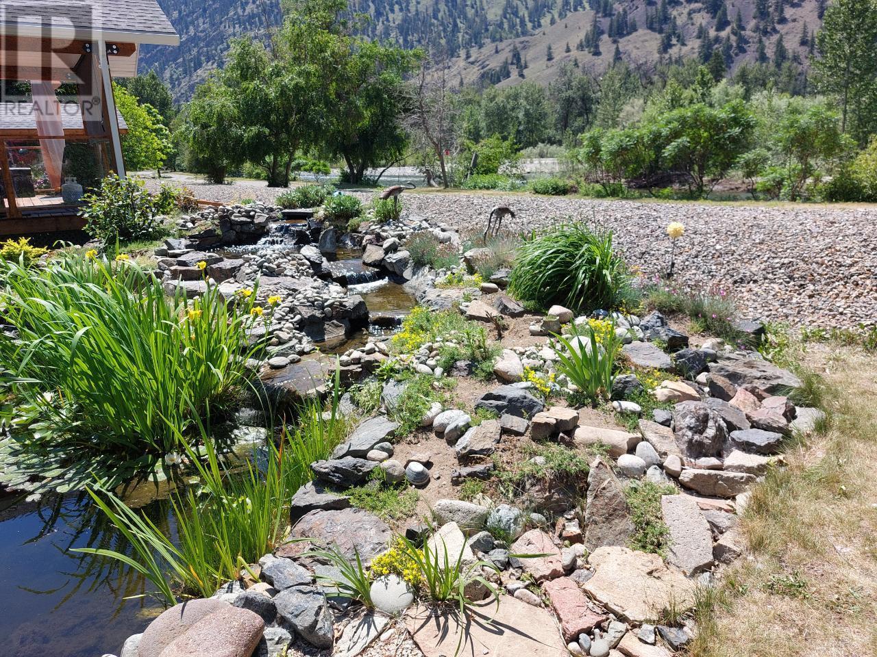 












4354 Hwy 3 Unit# 18

,
Keremeos,







British Columbia
V0X1N1


