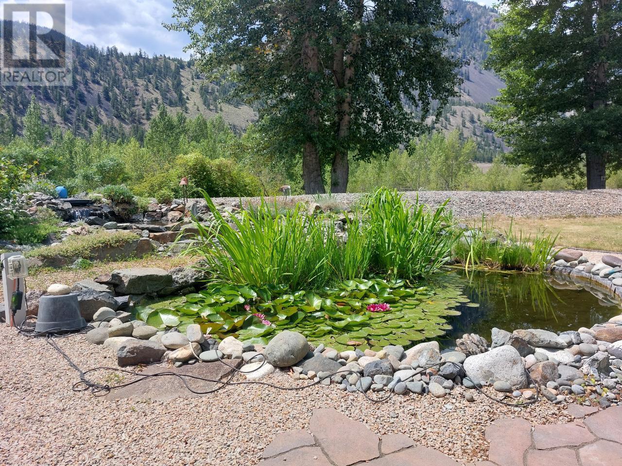 












4354 Hwy 3 Unit# 18

,
Keremeos,







British Columbia
V0X1N1

