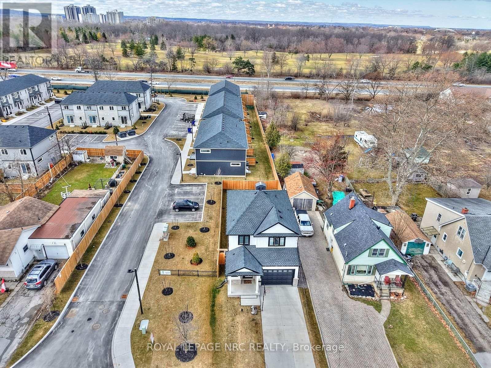 












121 MOFFATT STREET

,
St. Catharines (Oakdale),




Ontario
L2P2L7

