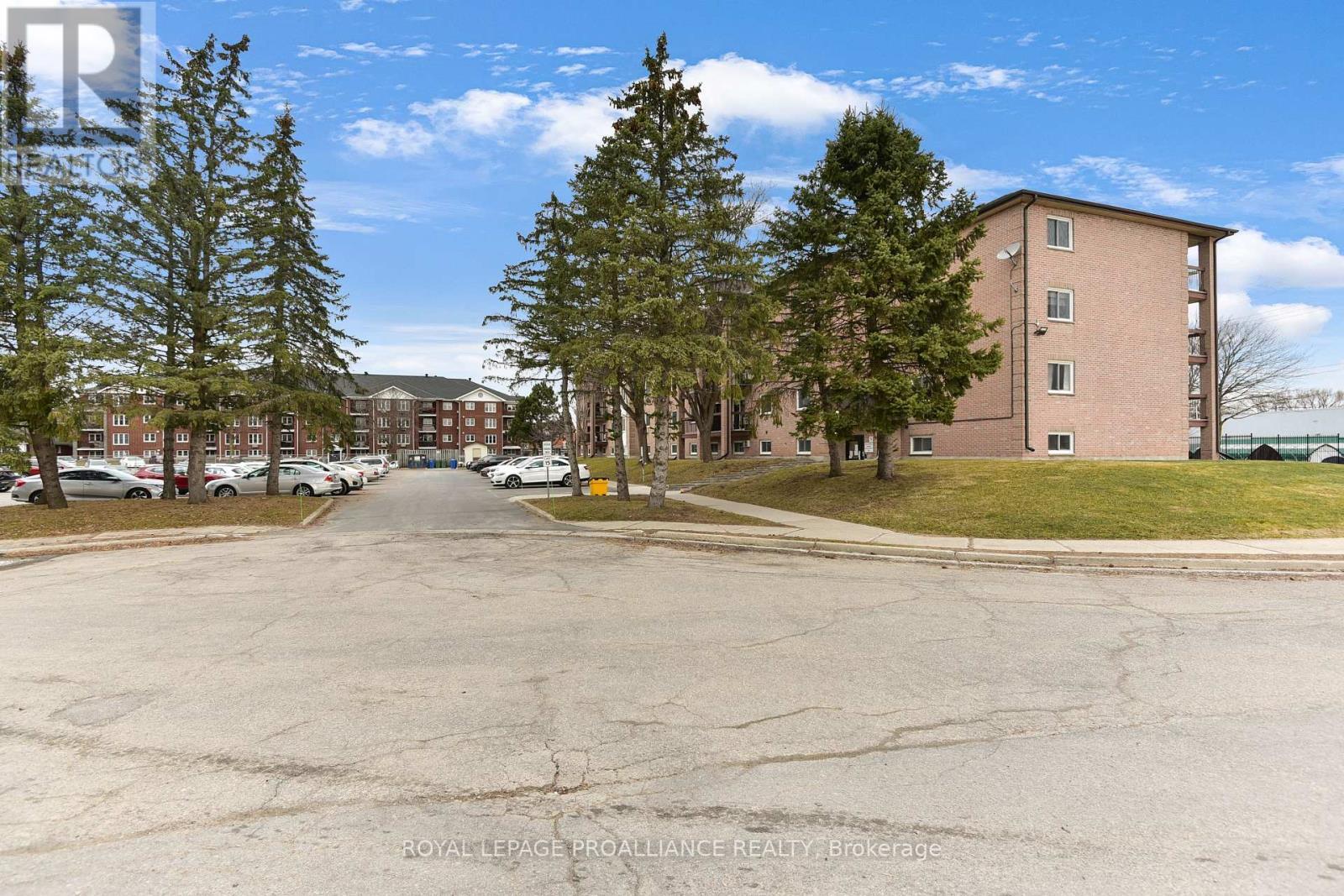 












306 - 1100 MILLWOOD AVENUE

,
Brockville,




Ontario
K6V6Z3

