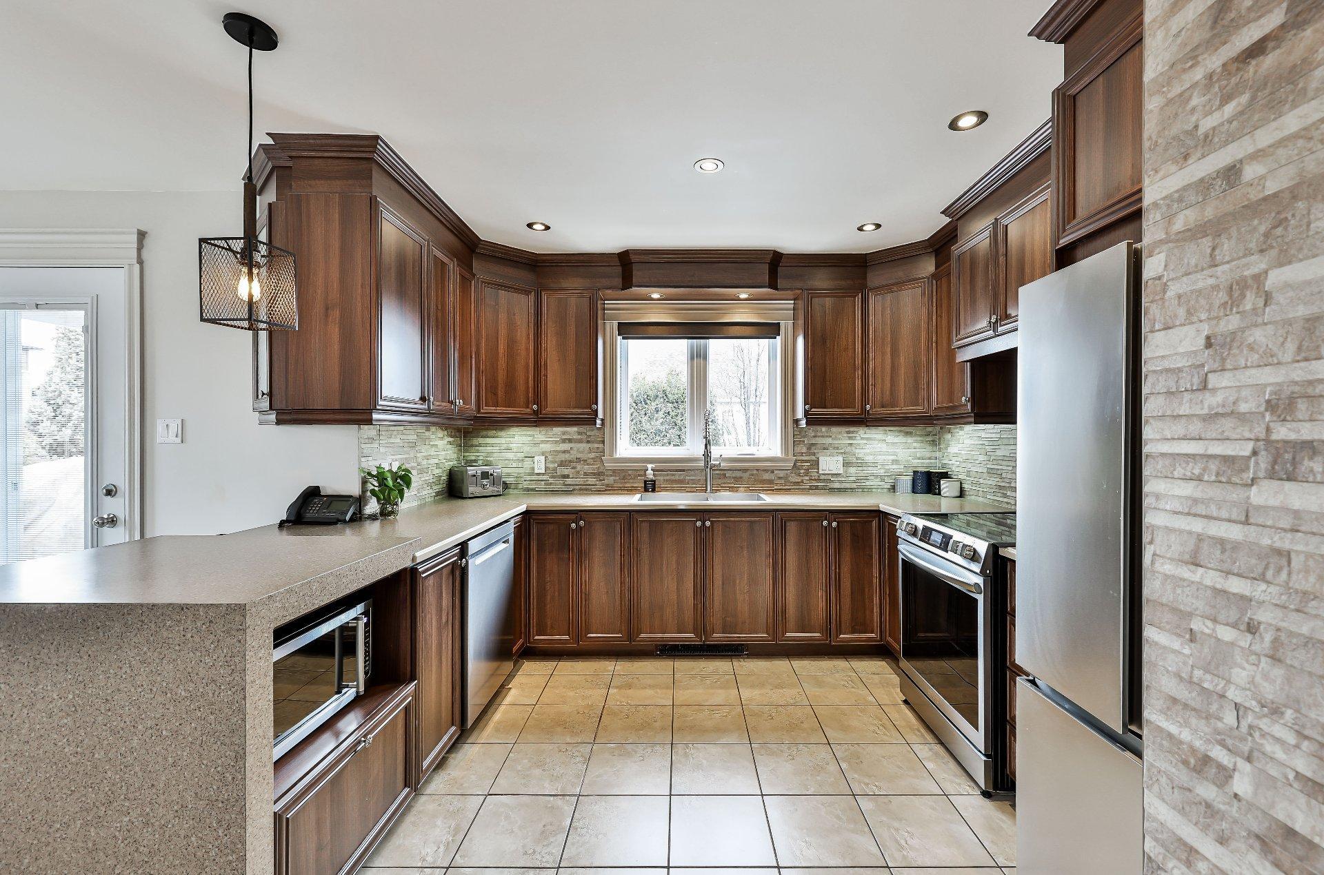 









51

 - 53


Rue Josaphat-Adam

,
Saint-Thomas,




QC
J0K3L0

