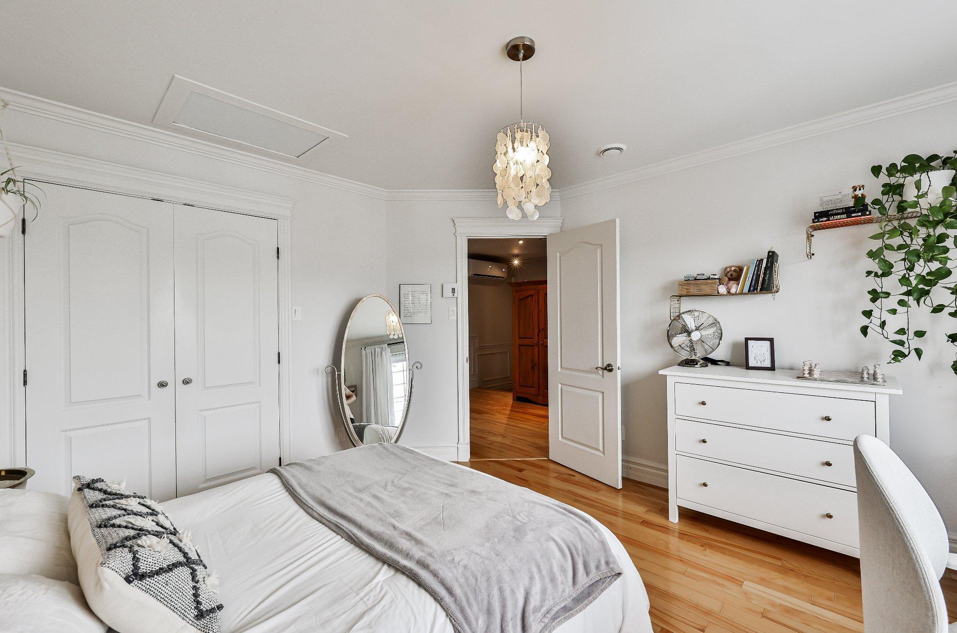 









51

 - 53


Rue Josaphat-Adam

,
Saint-Thomas,




QC
J0K3L0

