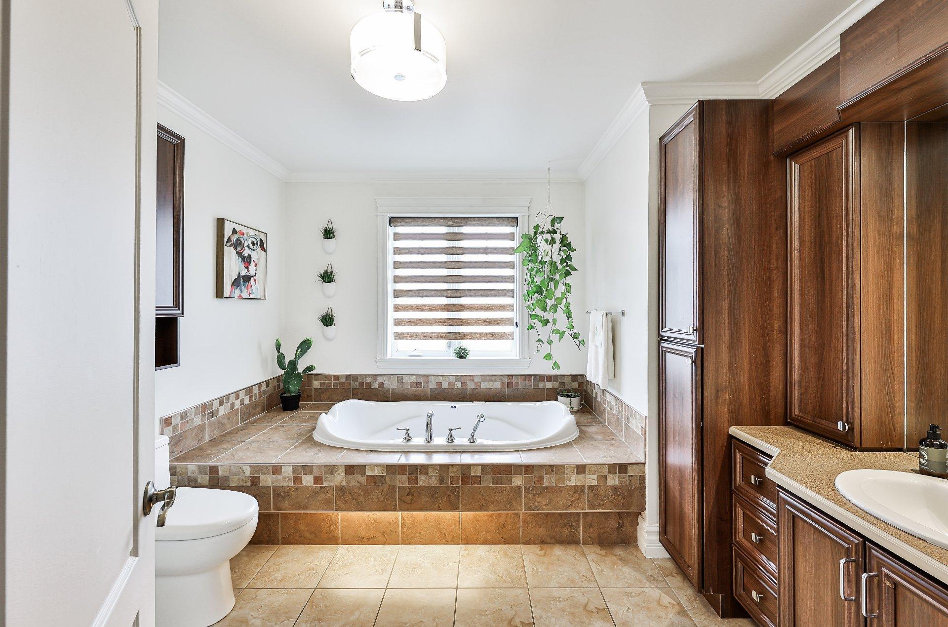 









51

 - 53


Rue Josaphat-Adam

,
Saint-Thomas,




QC
J0K3L0


