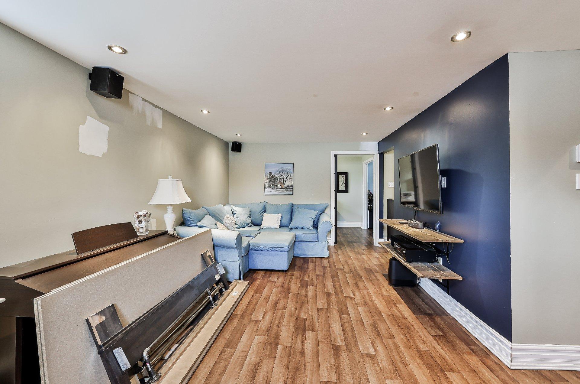 









51

 - 53


Rue Josaphat-Adam

,
Saint-Thomas,




QC
J0K3L0

