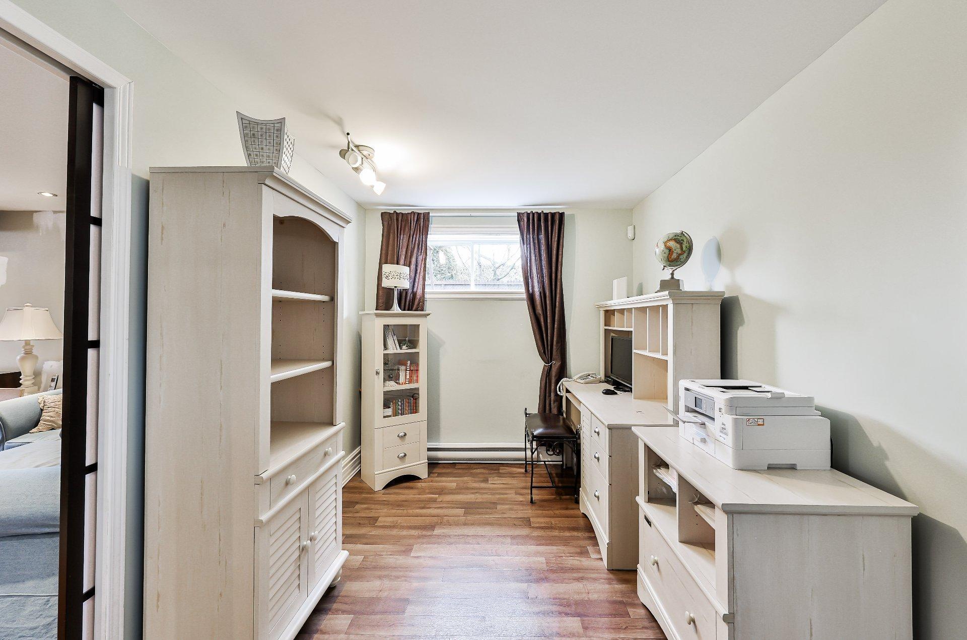 









51

 - 53


Rue Josaphat-Adam

,
Saint-Thomas,




QC
J0K3L0

