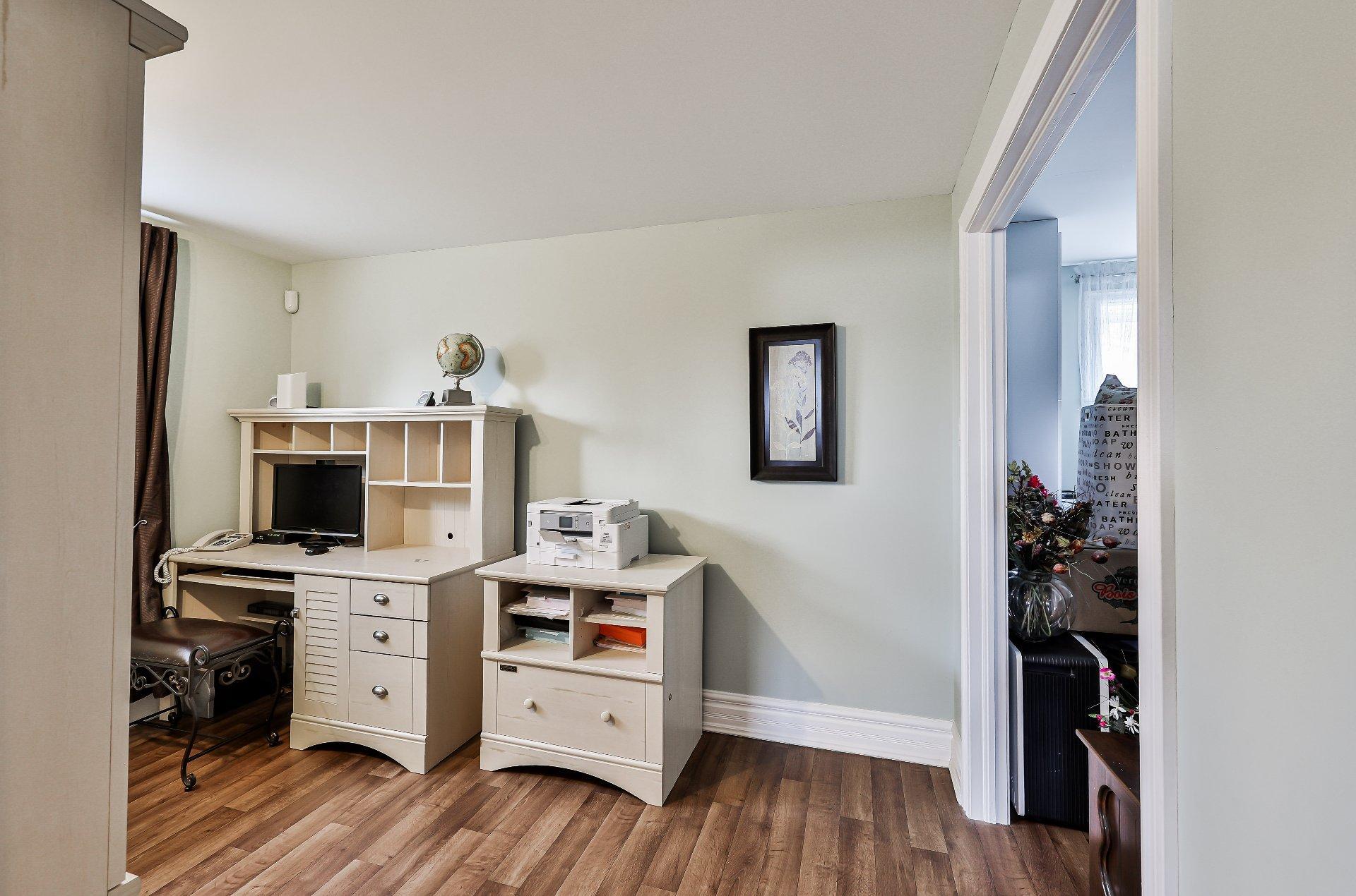 









51

 - 53


Rue Josaphat-Adam

,
Saint-Thomas,




QC
J0K3L0

