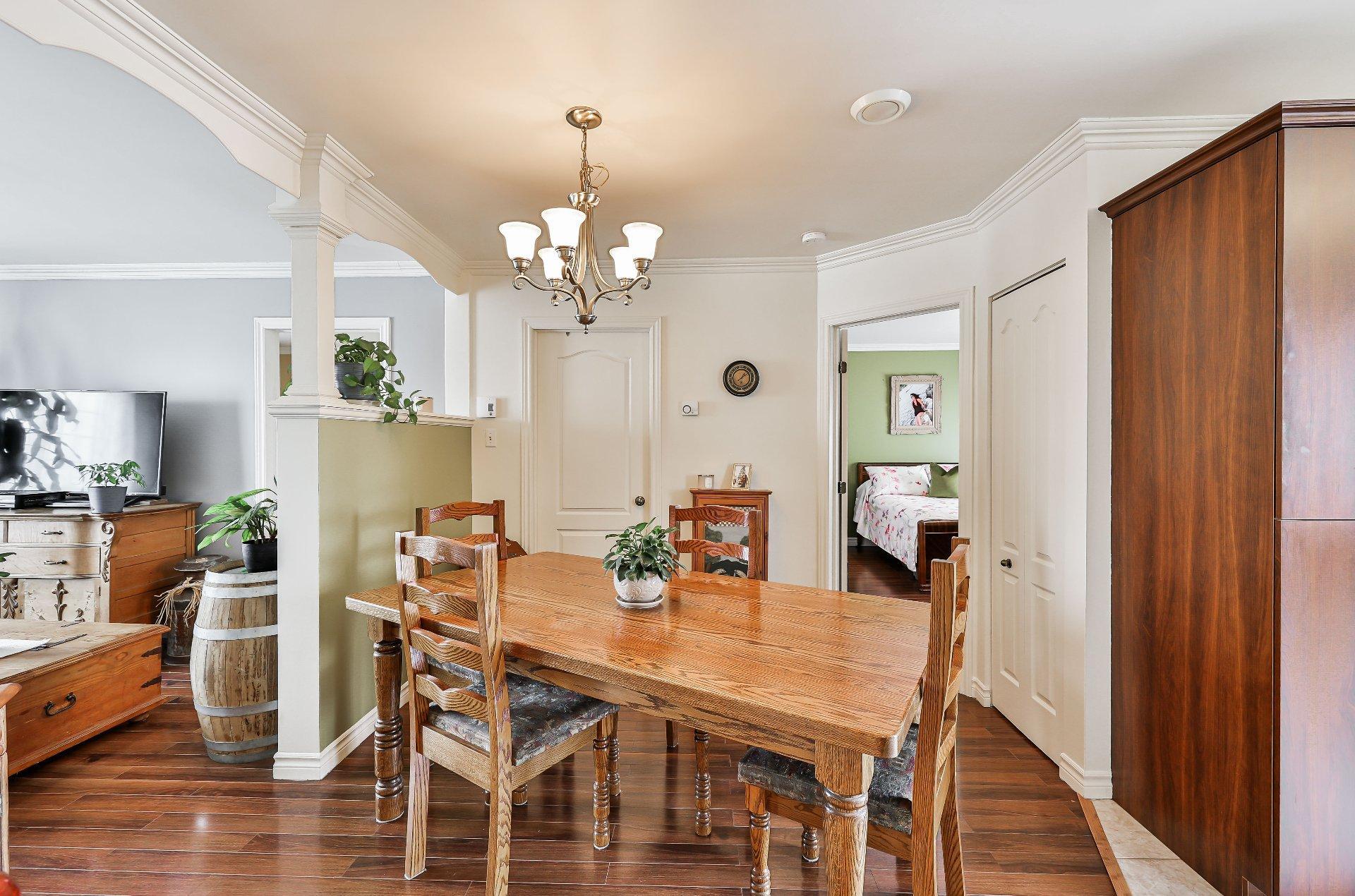 









51

 - 53


Rue Josaphat-Adam

,
Saint-Thomas,




QC
J0K3L0

