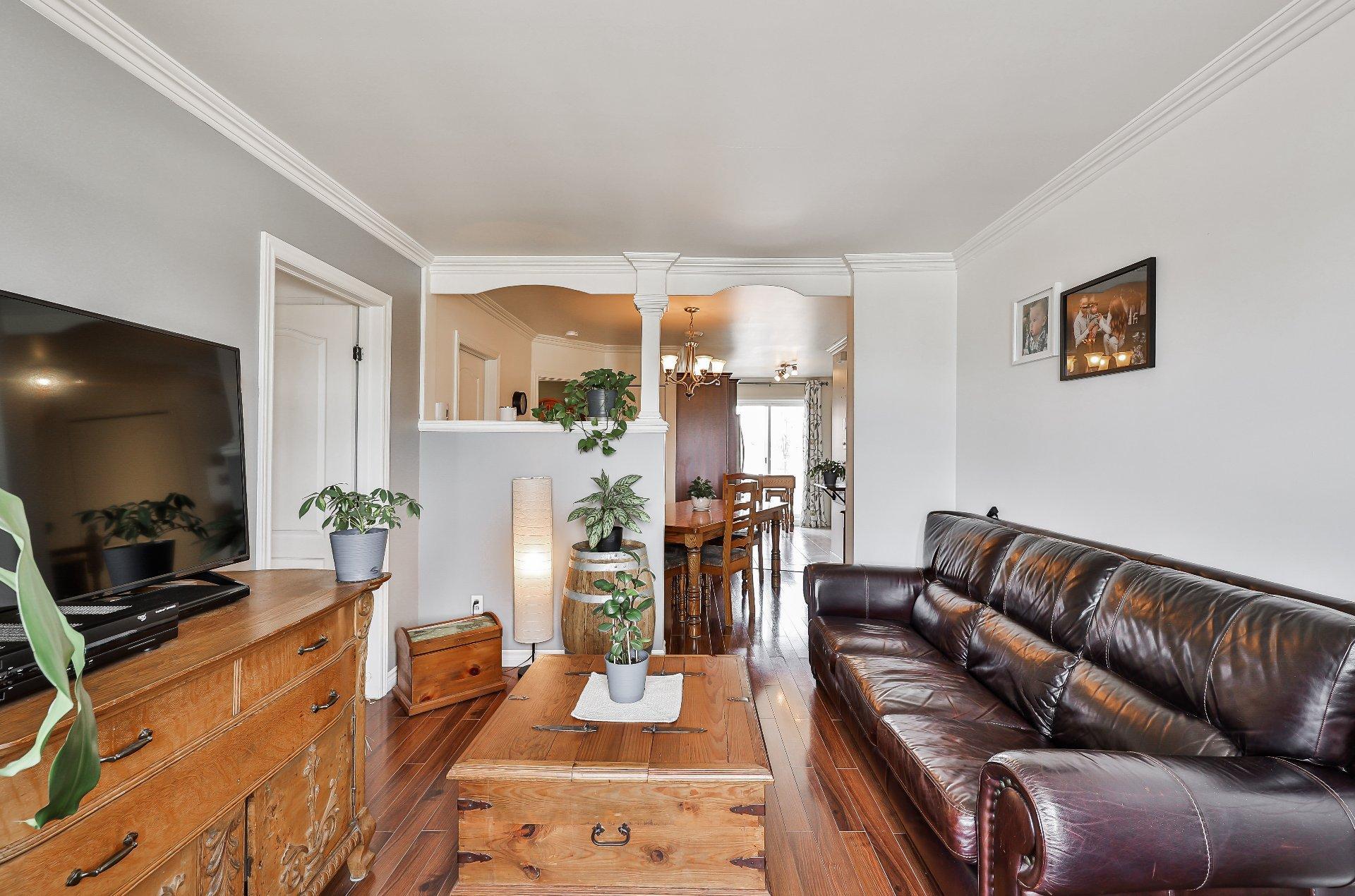 









51

 - 53


Rue Josaphat-Adam

,
Saint-Thomas,




QC
J0K3L0

