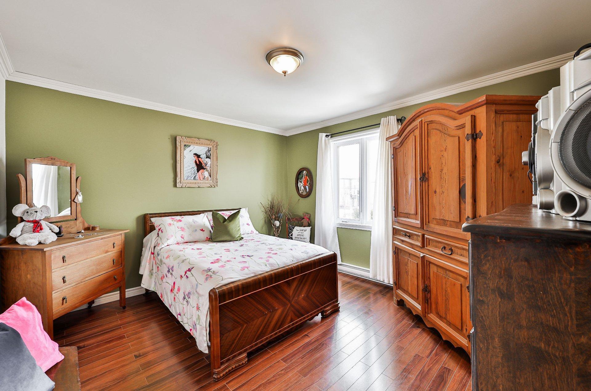 









51

 - 53


Rue Josaphat-Adam

,
Saint-Thomas,




QC
J0K3L0

