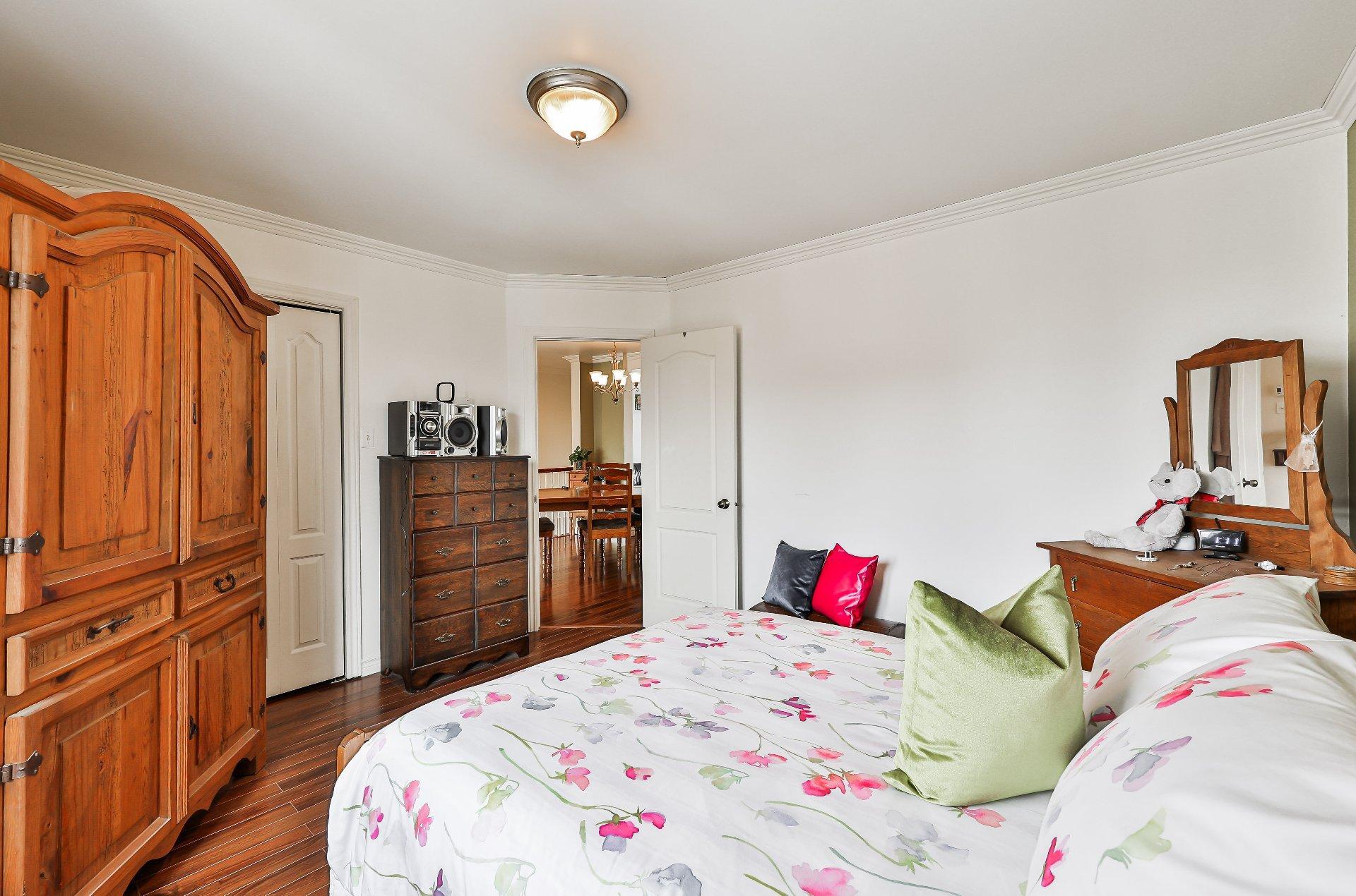 









51

 - 53


Rue Josaphat-Adam

,
Saint-Thomas,




QC
J0K3L0

