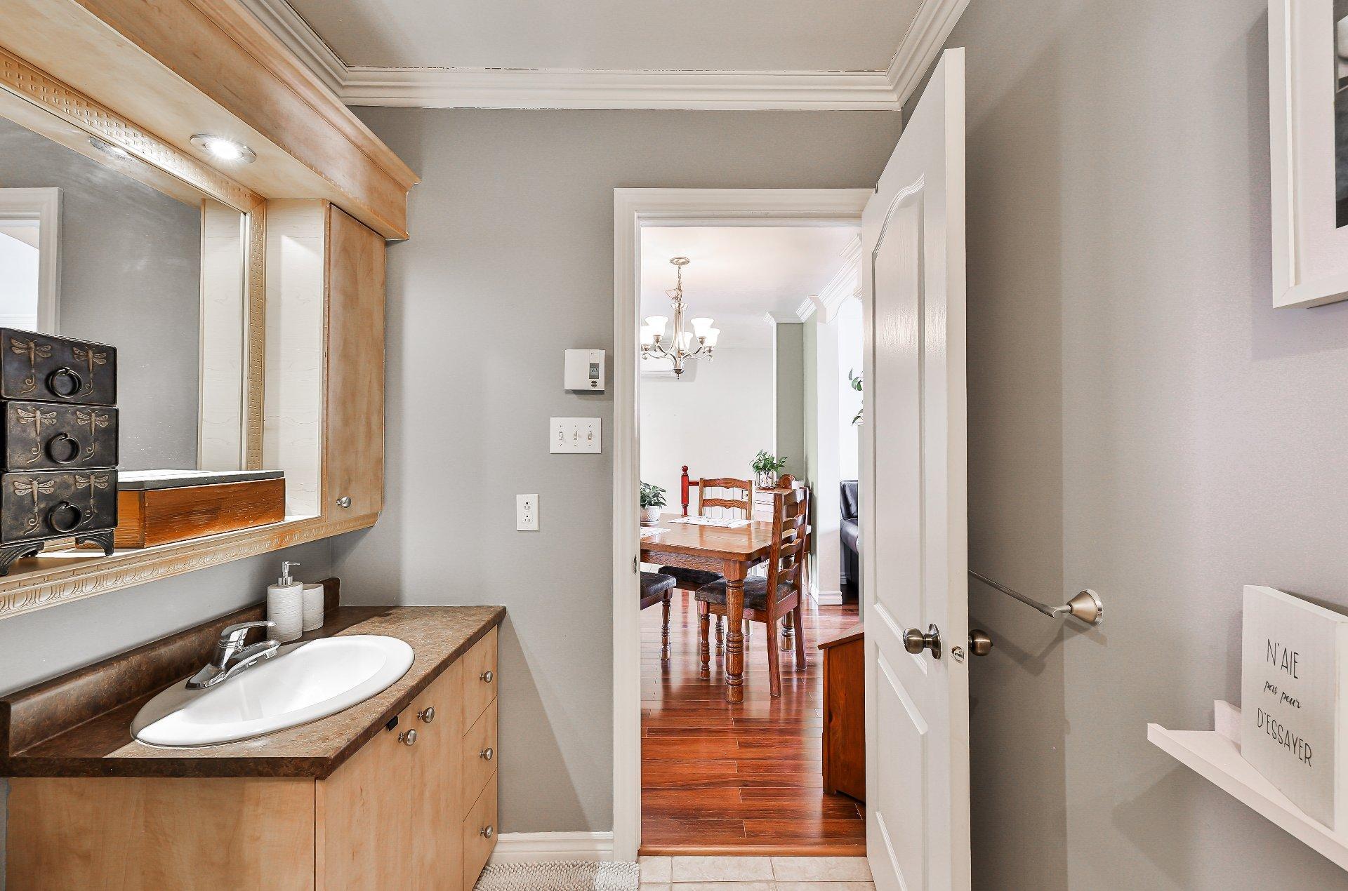 









51

 - 53


Rue Josaphat-Adam

,
Saint-Thomas,




QC
J0K3L0

