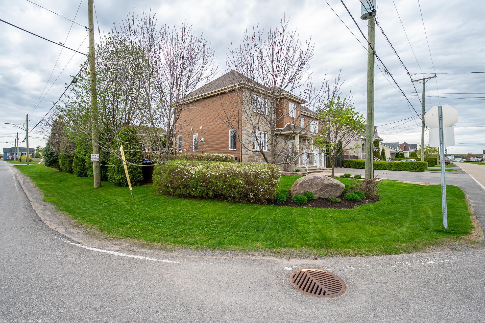 









51

 - 53


Rue Josaphat-Adam

,
Saint-Thomas,




QC
J0K3L0

