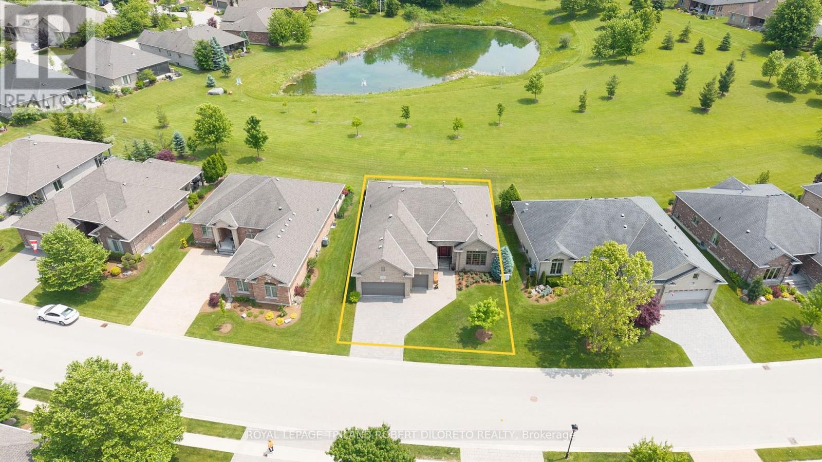 












1385 SANDY SOMERVILLE DRIVE

,
London South (South A),




Ontario
N6K5R4

