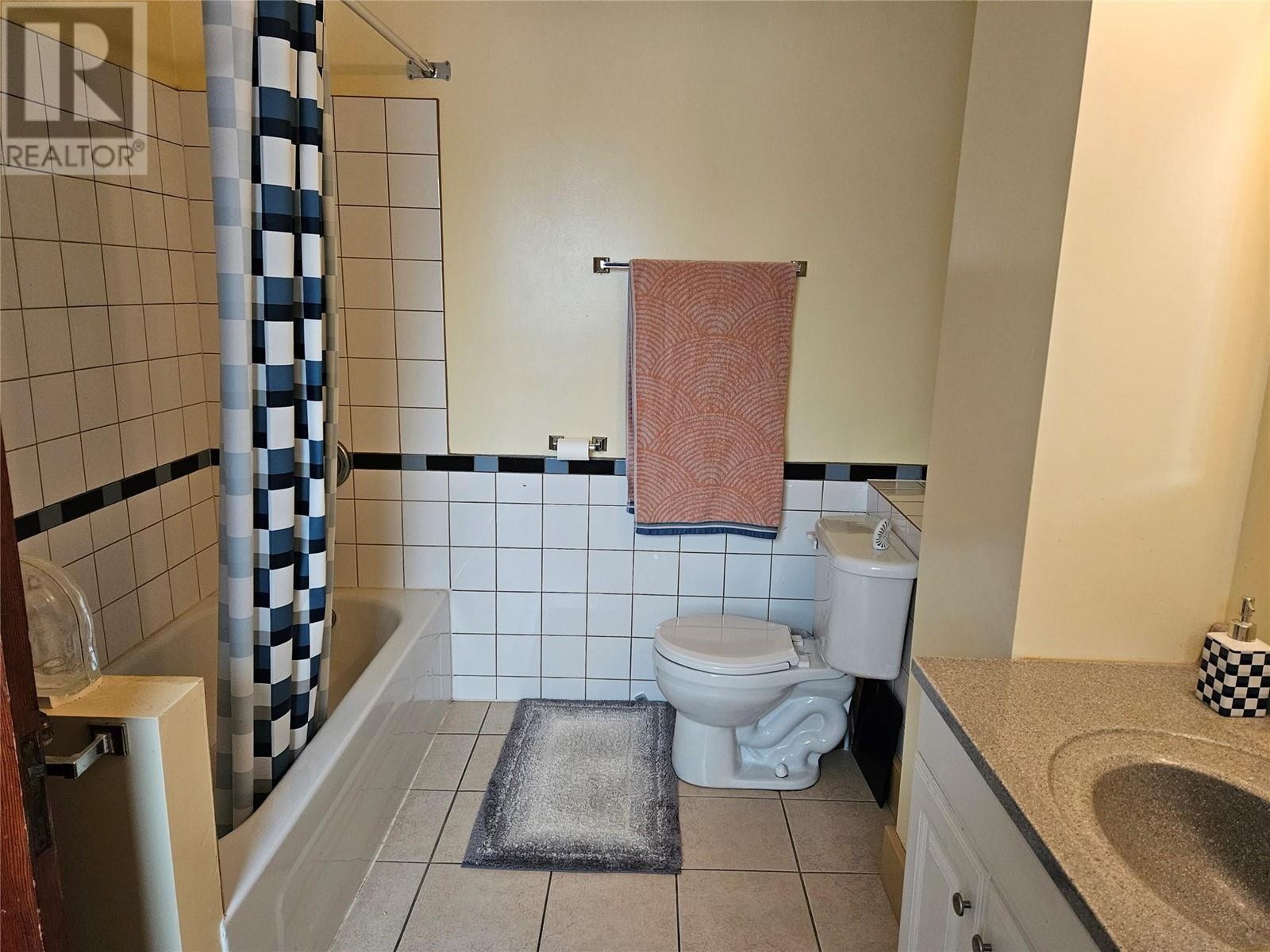 












618 7th Avenue

,
Keremeos,




British Columbia
V0X1N0

