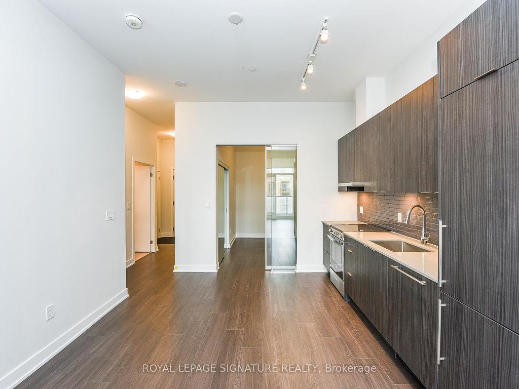 









430


Square One

Drive East, 505,
Mississauga,




ON
L5B 0L6

