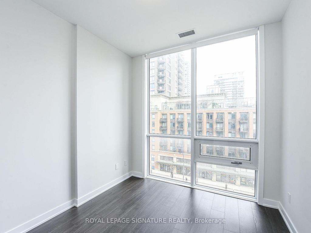 









430


Square One

Drive East, 505,
Mississauga,




ON
L5B 0L6

