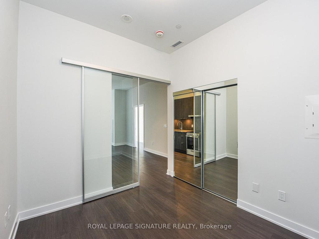 









430


Square One

Drive East, 505,
Mississauga,




ON
L5B 0L6

