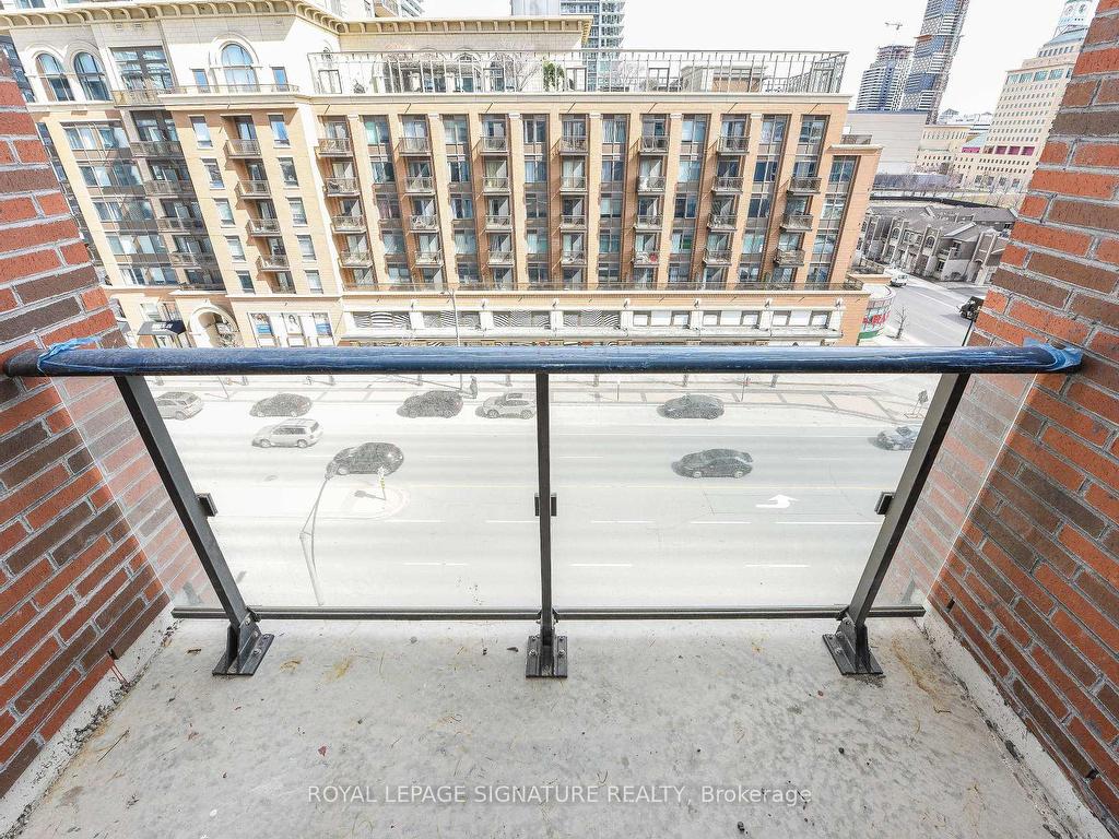 









430


Square One

Drive East, 505,
Mississauga,




ON
L5B 0L6

