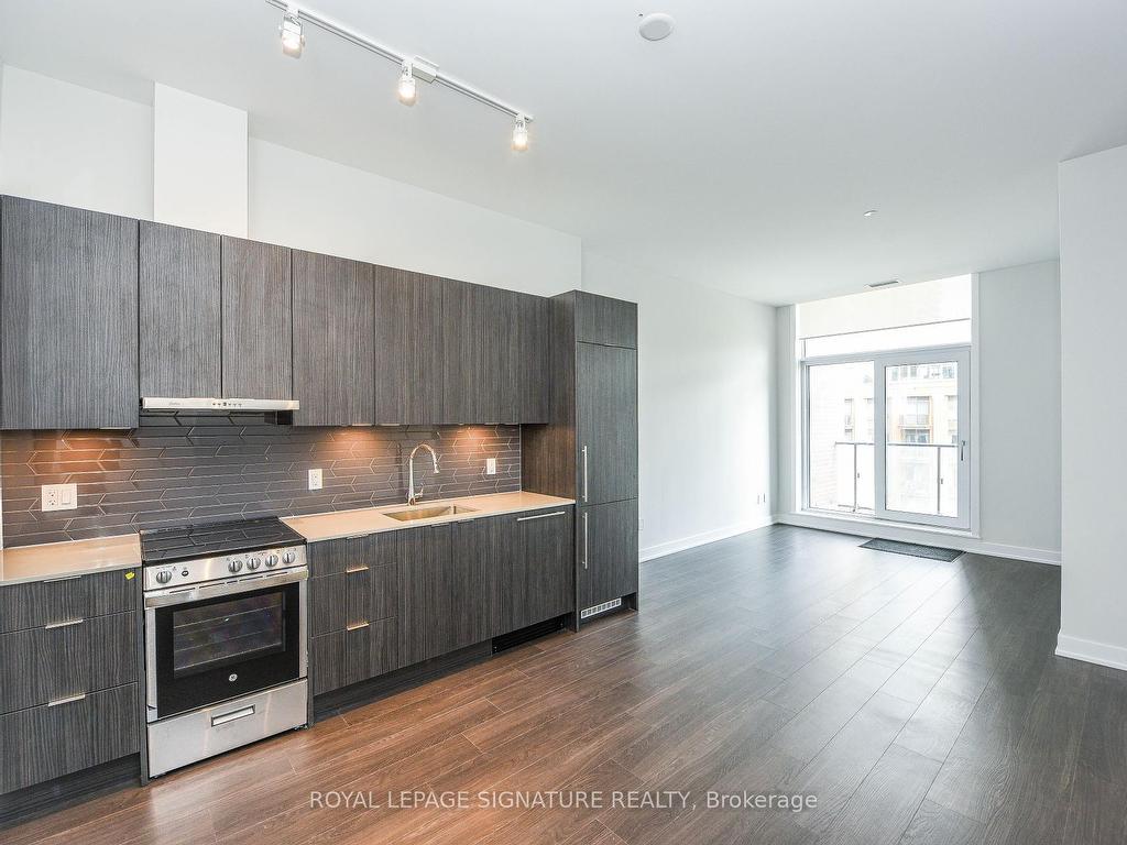 









430


Square One

Drive East, 505,
Mississauga,




ON
L5B 0L6

