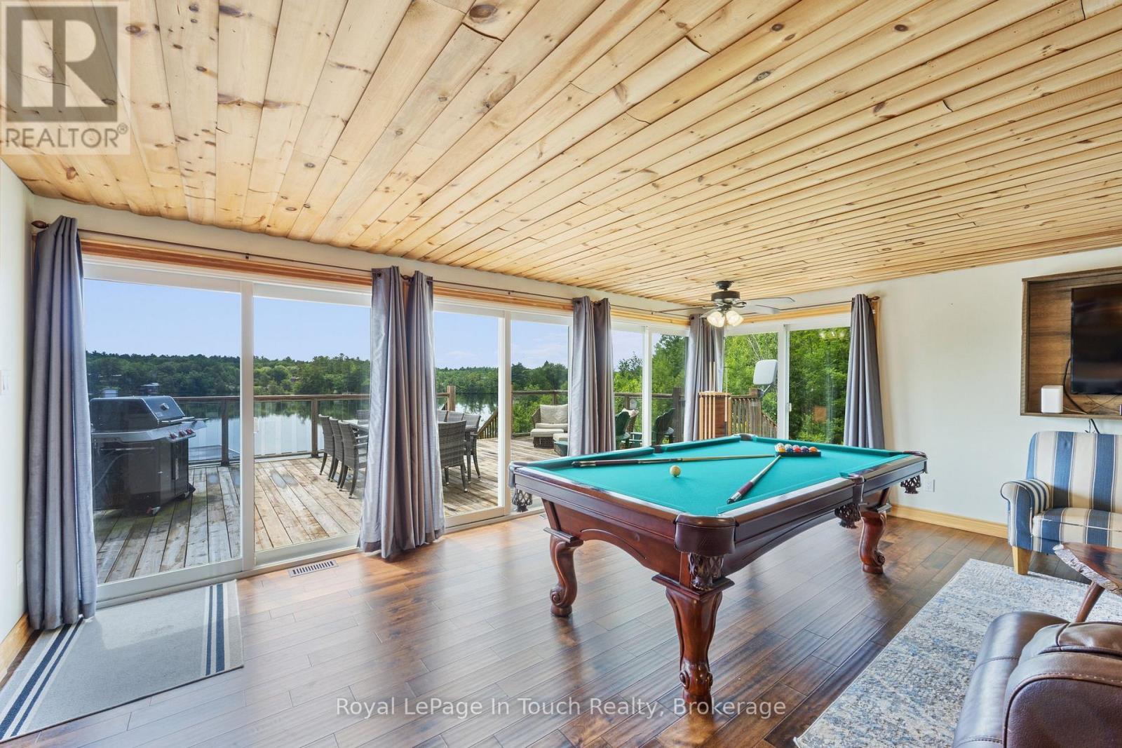 












288 KINGS FARM ROAD

,
Georgian Bay (Baxter),




Ontario
L0K1S0

