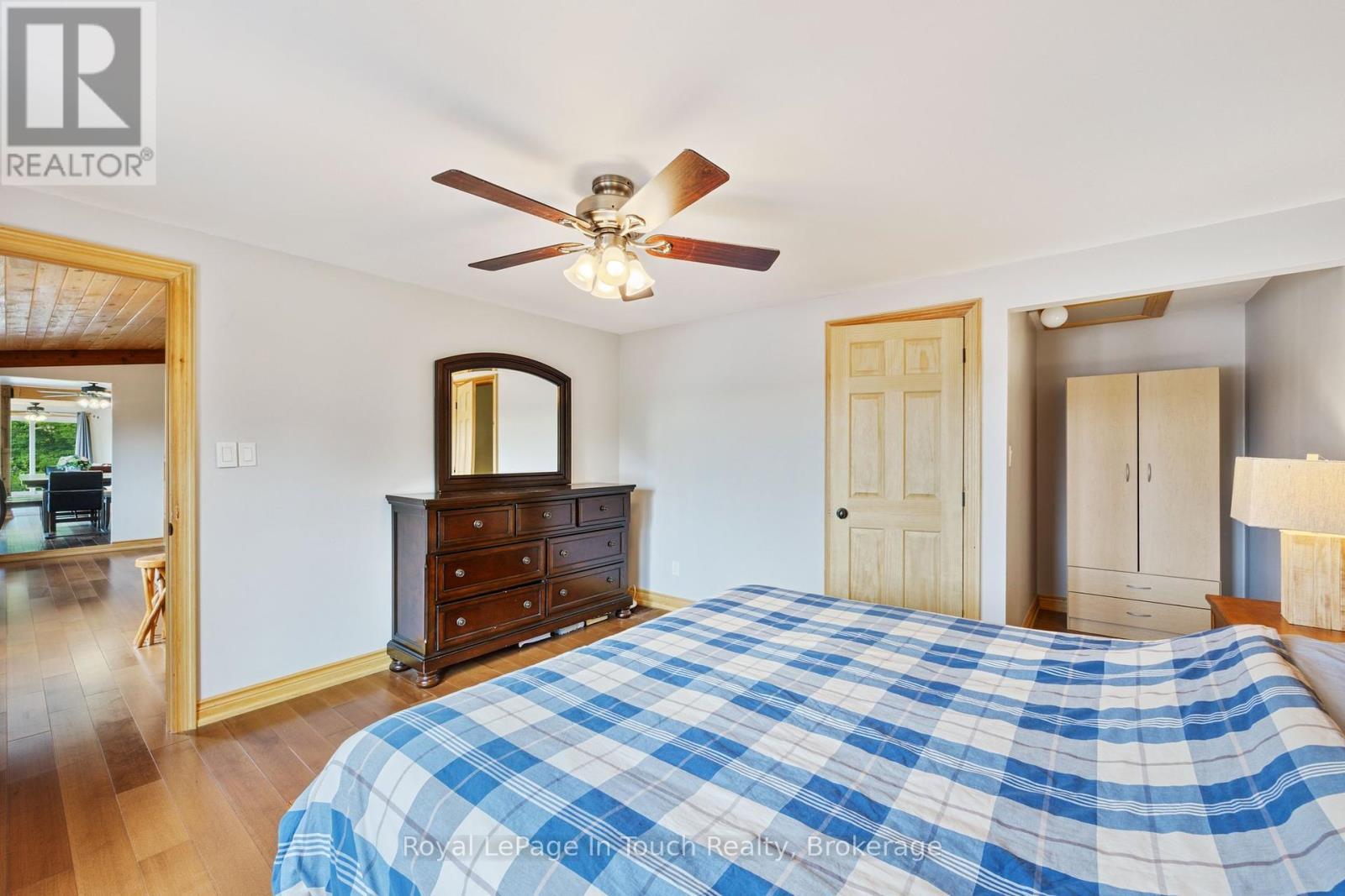 












288 KINGS FARM ROAD

,
Georgian Bay (Baxter),




Ontario
L0K1S0

