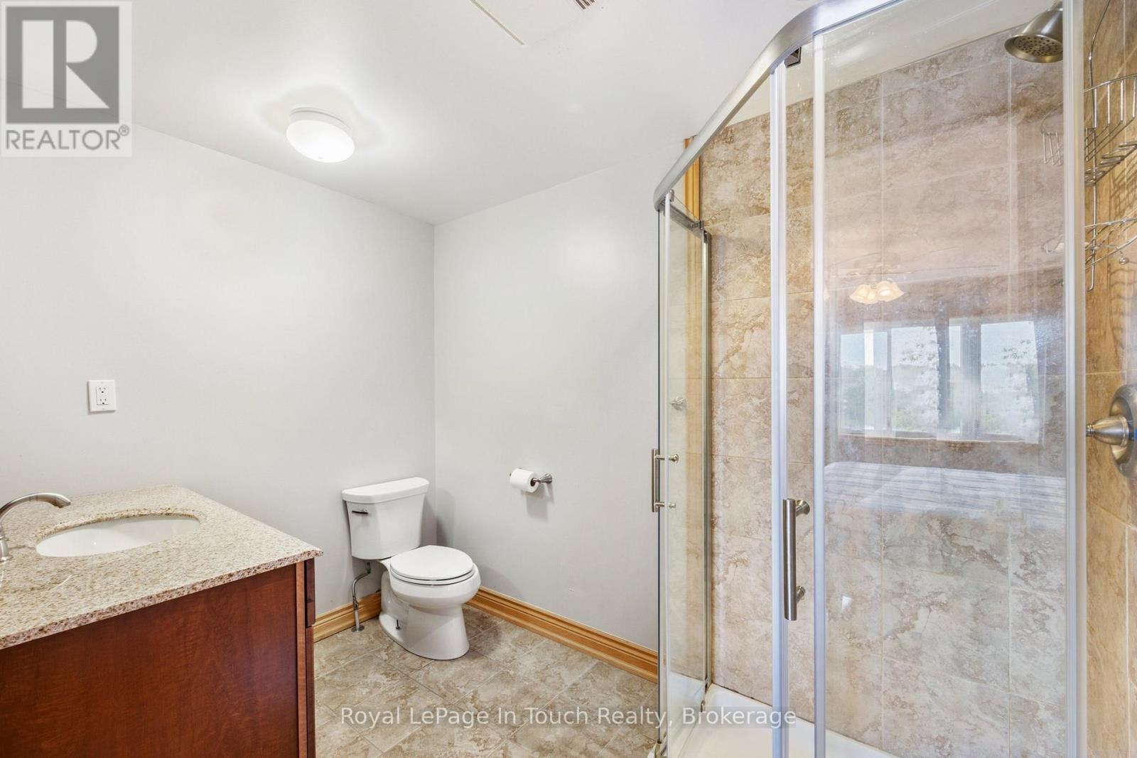 












288 KINGS FARM ROAD

,
Georgian Bay (Baxter),




Ontario
L0K1S0

