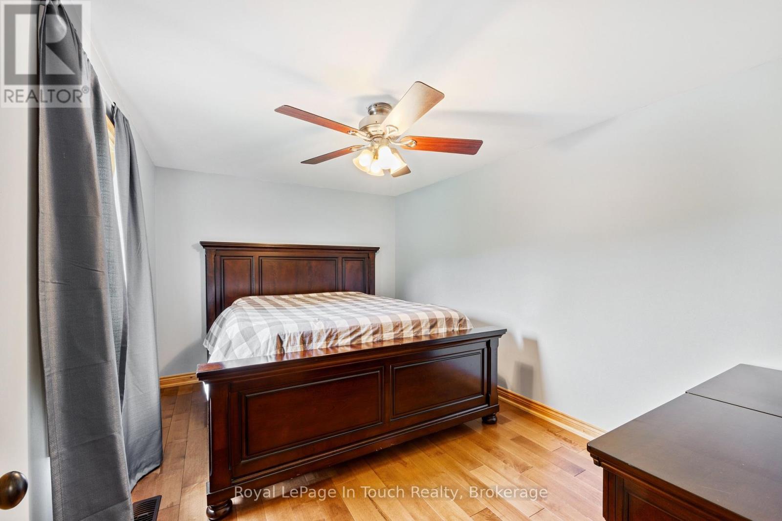 












288 KINGS FARM ROAD

,
Georgian Bay (Baxter),




Ontario
L0K1S0

