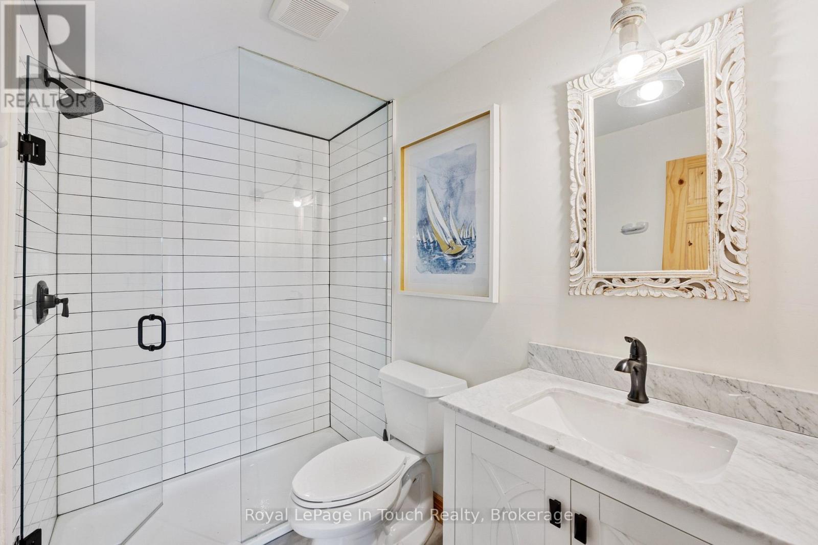












288 KINGS FARM ROAD

,
Georgian Bay (Baxter),




Ontario
L0K1S0

