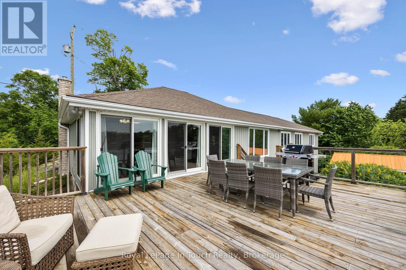 












288 KINGS FARM ROAD

,
Georgian Bay (Baxter),




Ontario
L0K1S0

