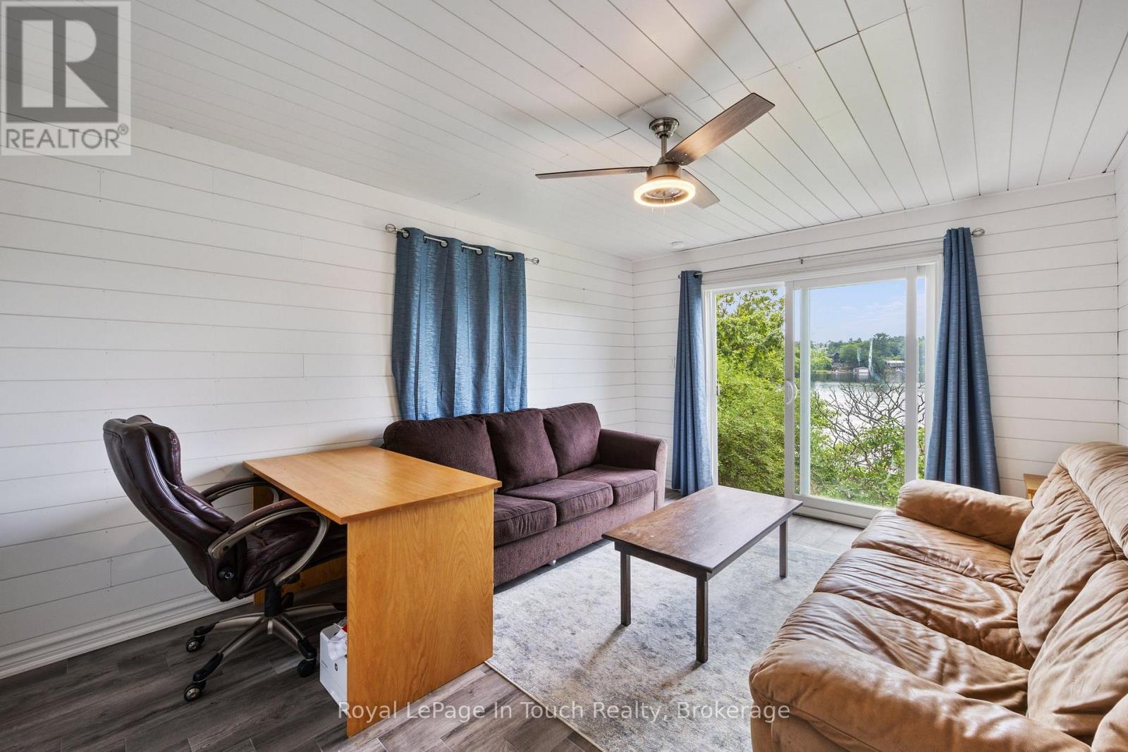 












288 KINGS FARM ROAD

,
Georgian Bay (Baxter),




Ontario
L0K1S0

