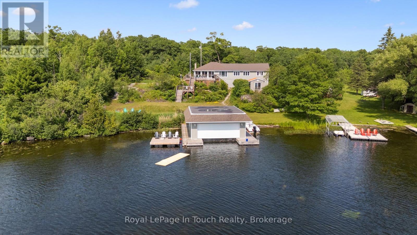 












288 KINGS FARM ROAD

,
Georgian Bay (Baxter),




Ontario
L0K1S0

