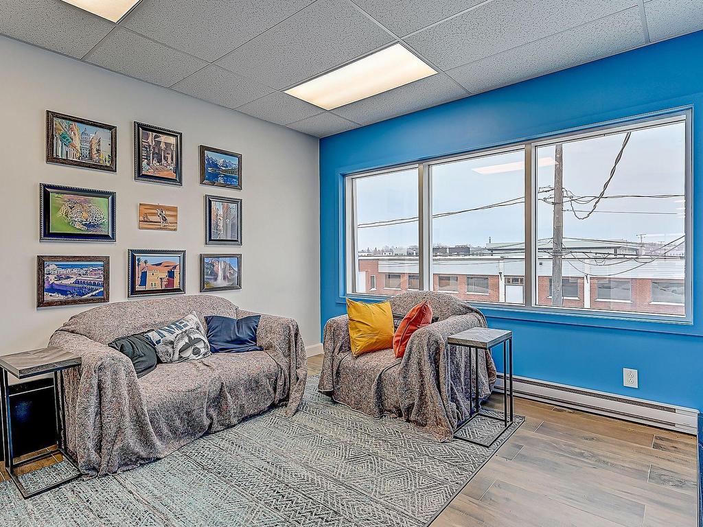 









601


Boul. Iberville

, 105B,
Repentigny (Repentigny),




QC
J6A2C2

