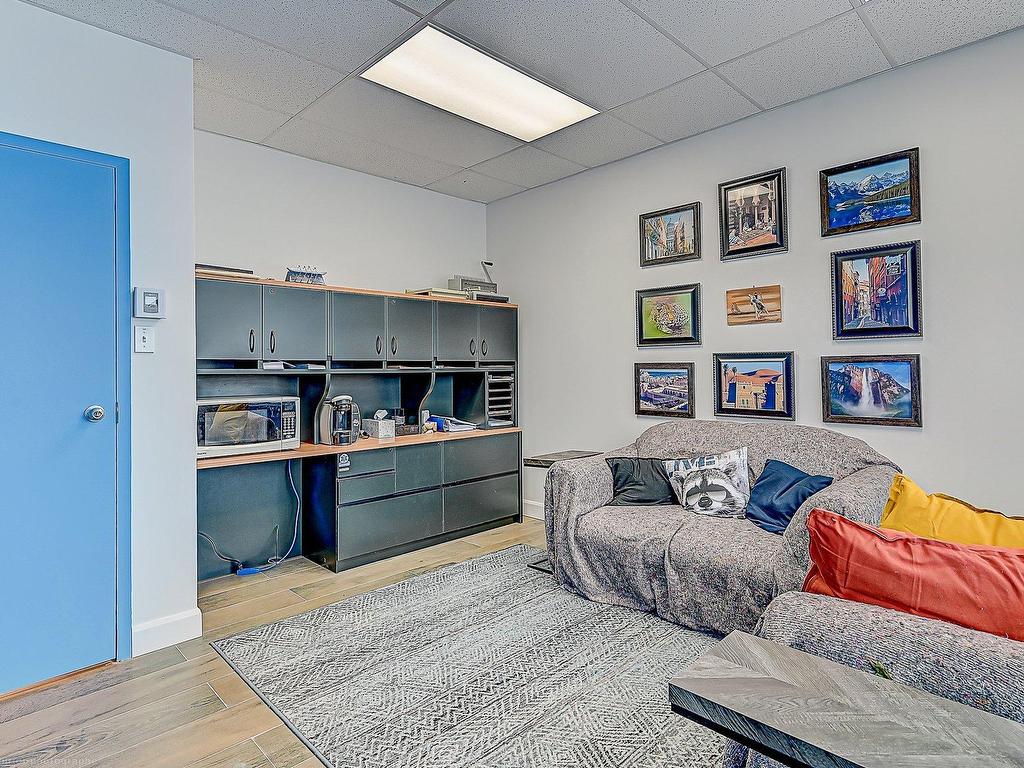 









601


Boul. Iberville

, 105B,
Repentigny (Repentigny),




QC
J6A2C2

