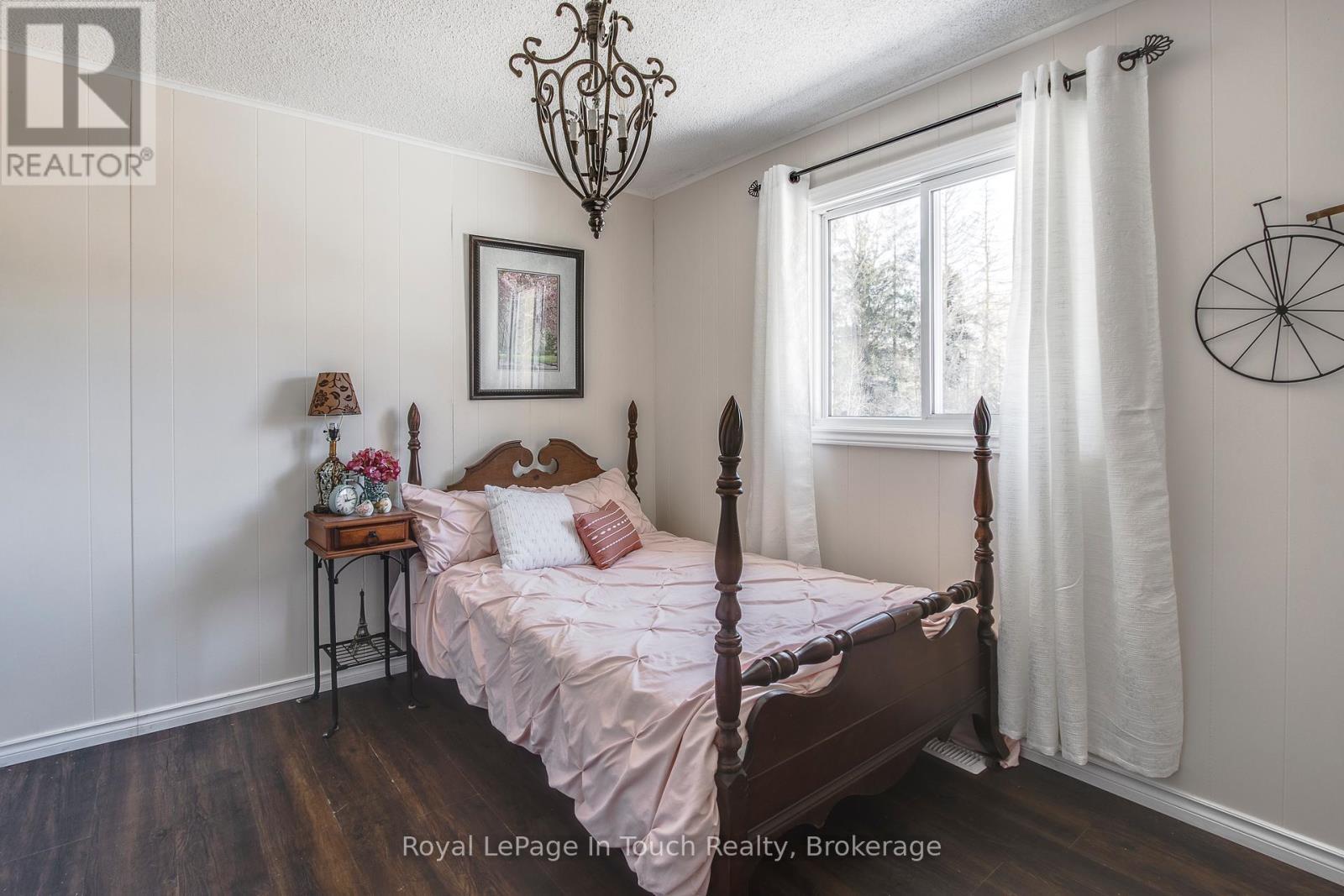 












284 CONCESSION 12 ROAD E

,
Tiny,




Ontario
L0L2J0

