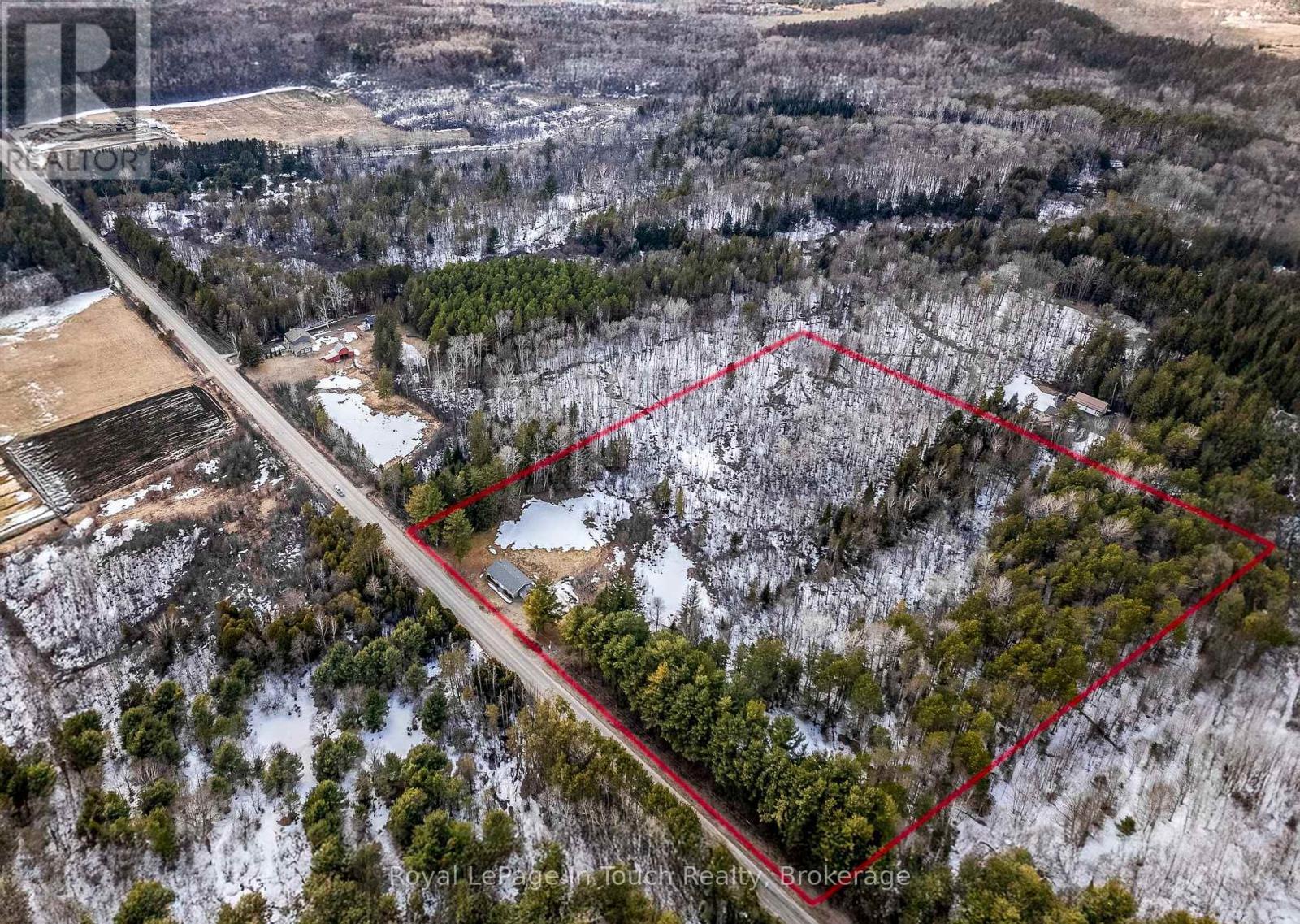 












284 CONCESSION 12 ROAD E

,
Tiny,




Ontario
L0L2J0


